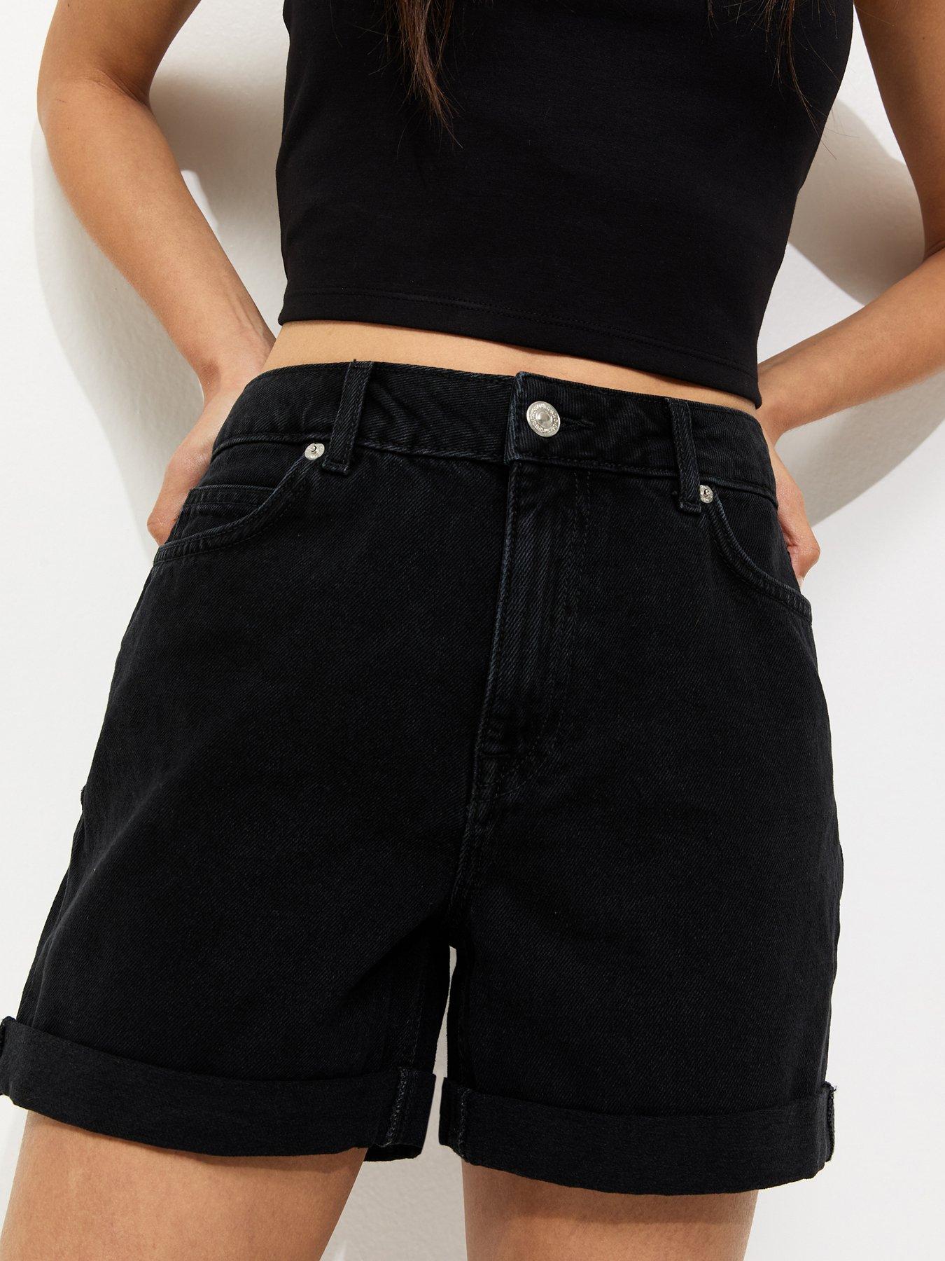 Image 4 of 5 of New Look Black Denim Boyfriend Shorts