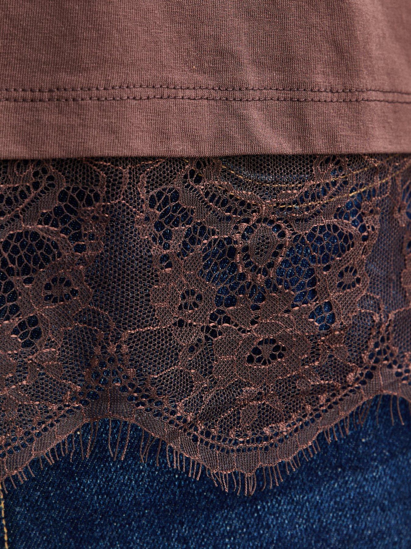 new-look-lace-hem-boxy-t-shirt-browndetail