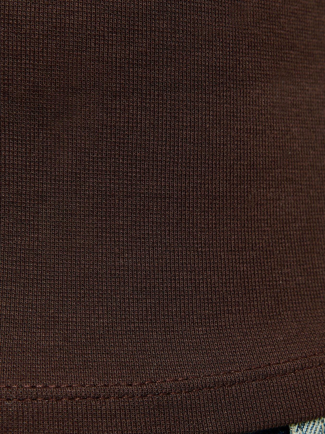 Image 5 of 5 of New Look Baby Tee T-Shirt - Dark Brown