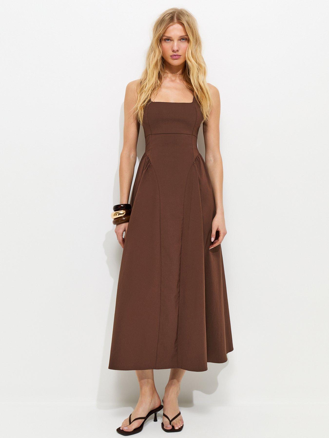 New Look Square Neck Gathered Hips Midi Dress - Brown