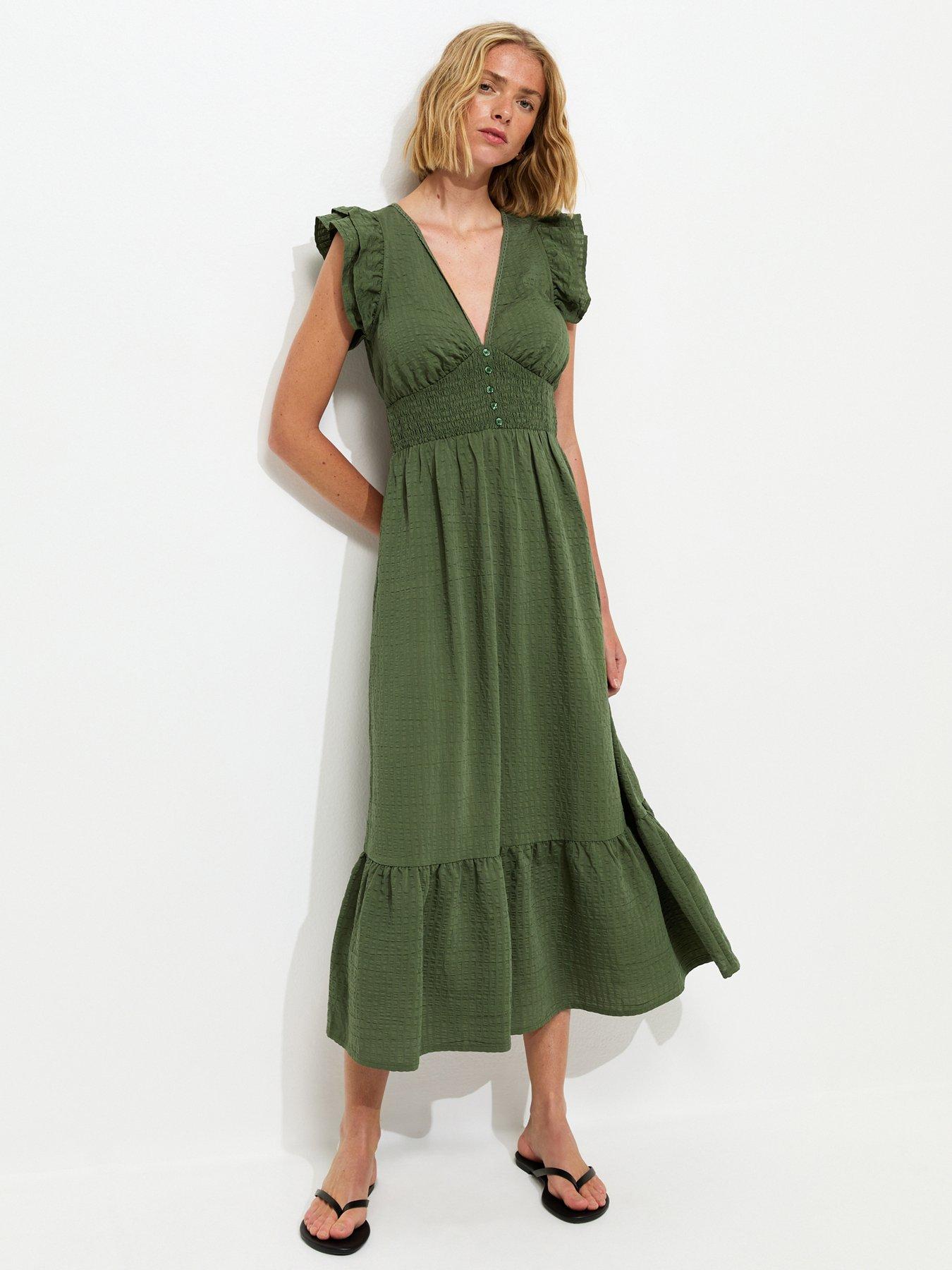 new look holiday dresses If I end up wearing this on Christmas Eve don't be surprised    Comment SHOP for all the deets!  This @Anthropologie velvet dress is even  prettier in person  the