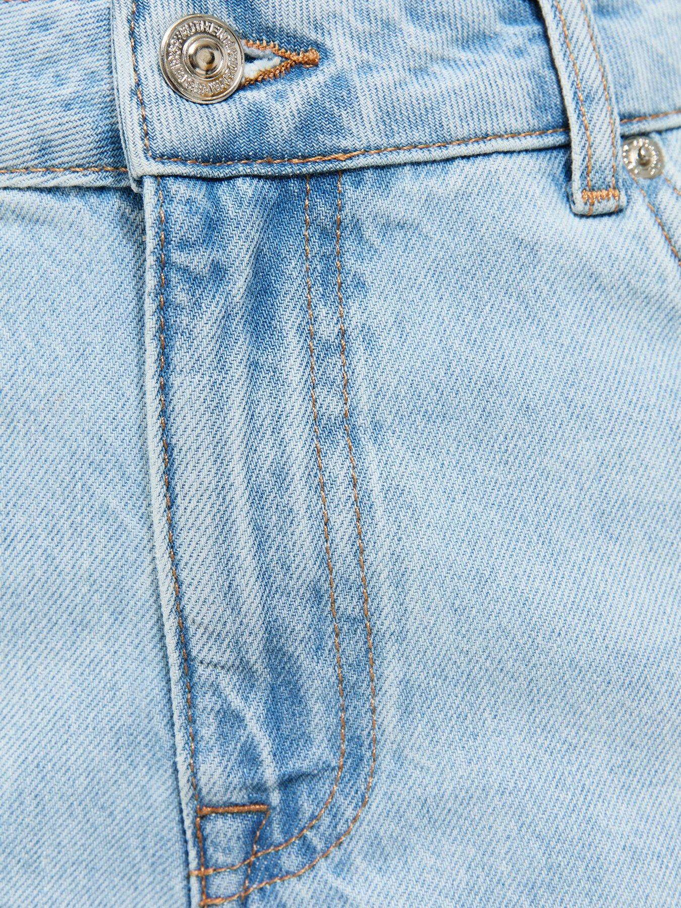 Image 5 of 5 of New Look Denim Boyfriend Shorts - Light Blue