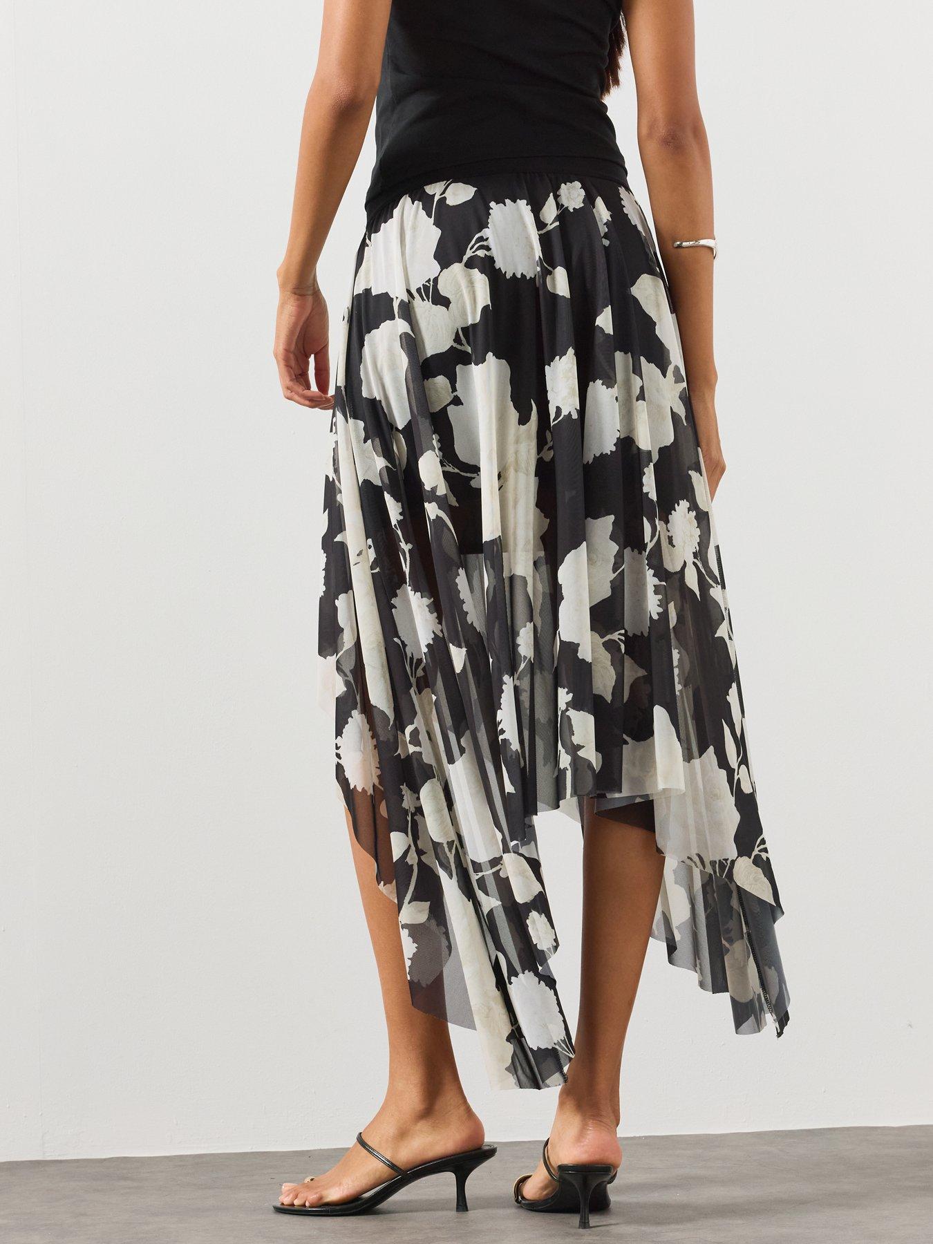 Image 2 of 7 of AllSaints Loria Raw Edge Maxi Skirt - Black