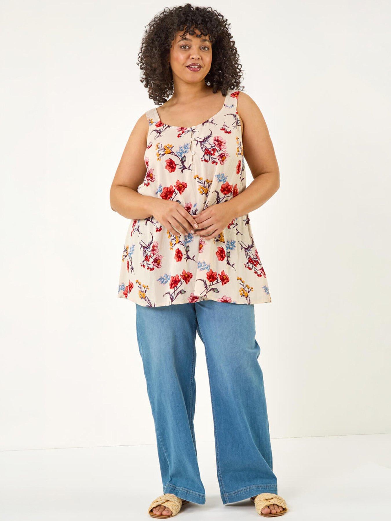 roman-curve-ditsy-floral-v-neck-topdetail