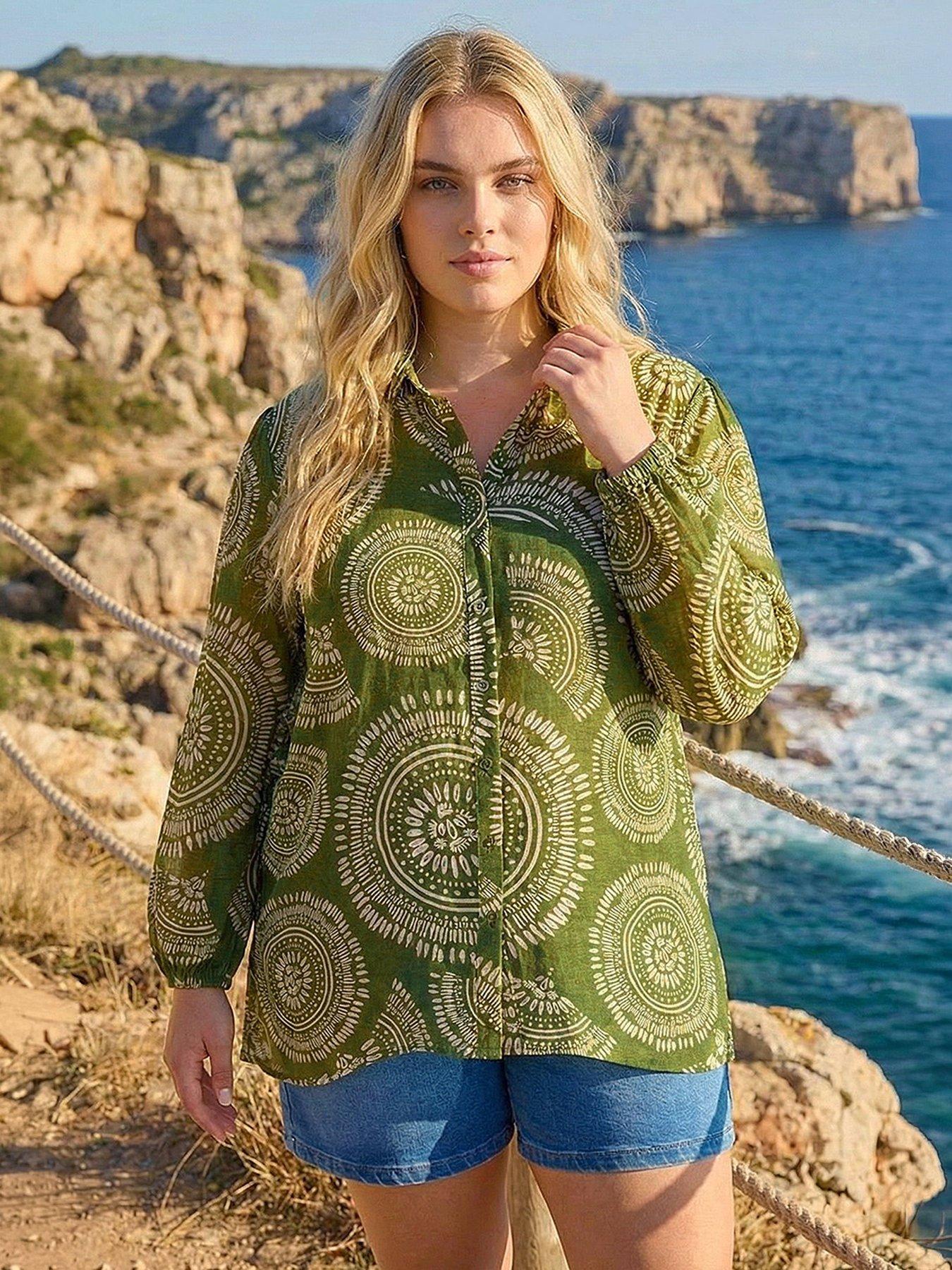 Roman Curve Abstract Print Woven Shirt