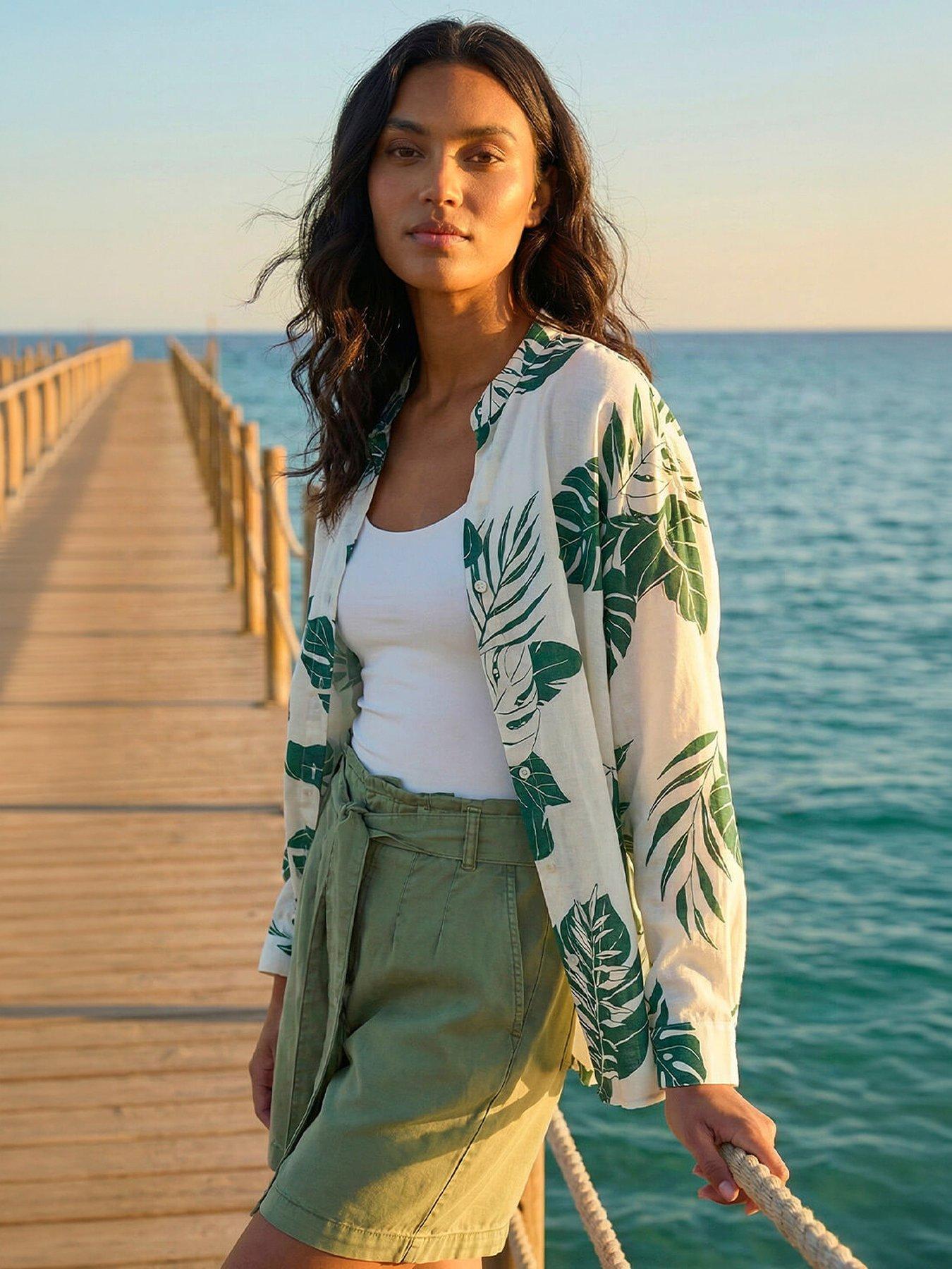 Roman Tropical Palm Leaf Buttoned Shirt