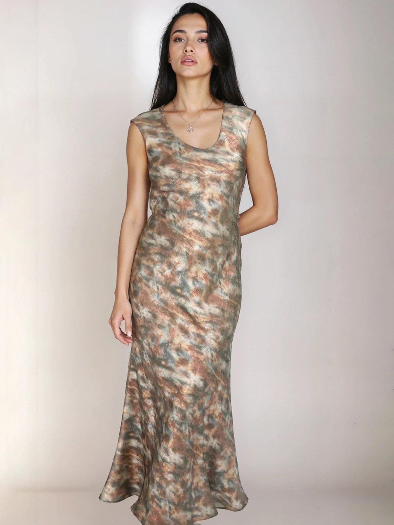 Little Mistress Sage Blur Print Maxi Dress - Multi