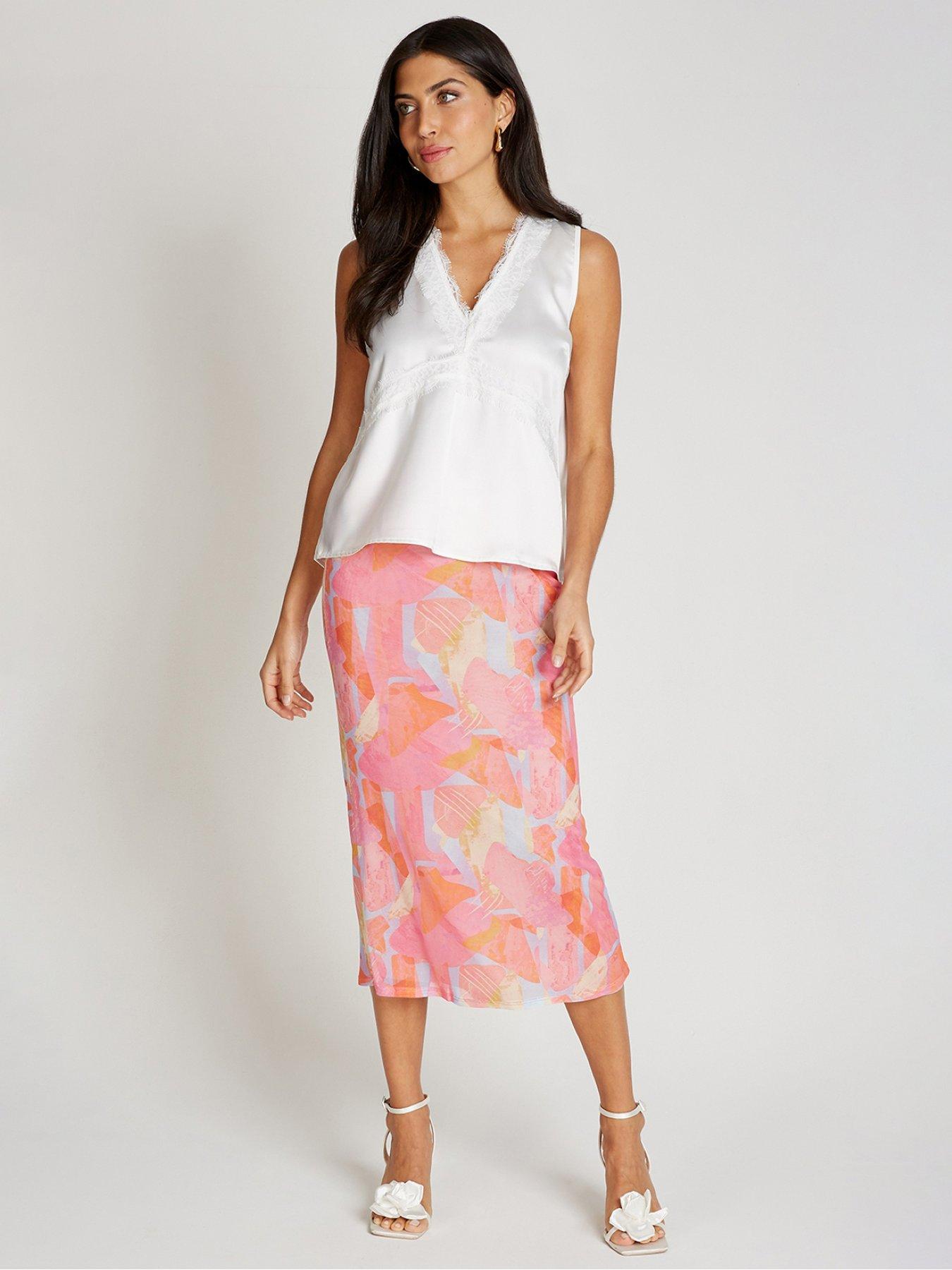 Image 3 of 4 of Little Mistress Pink Print Mesh Midaxi Skirt - Multi