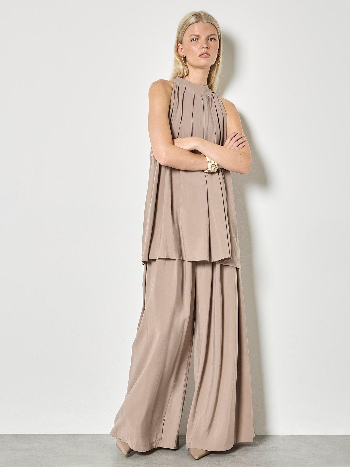Apricot Apricot Pleat Detail Super Wide Trouser