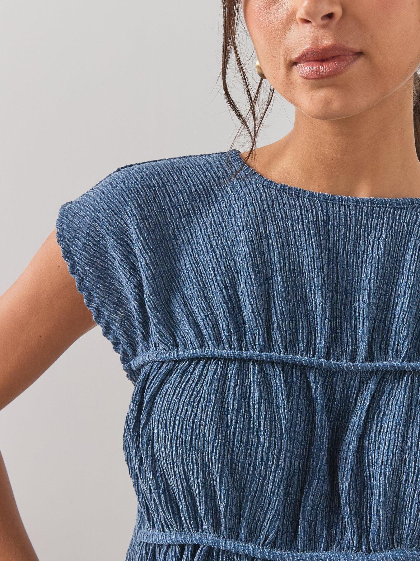 Image 6 of 7 of The Very Collection Bubble Hem Co-ord Top- Blue
