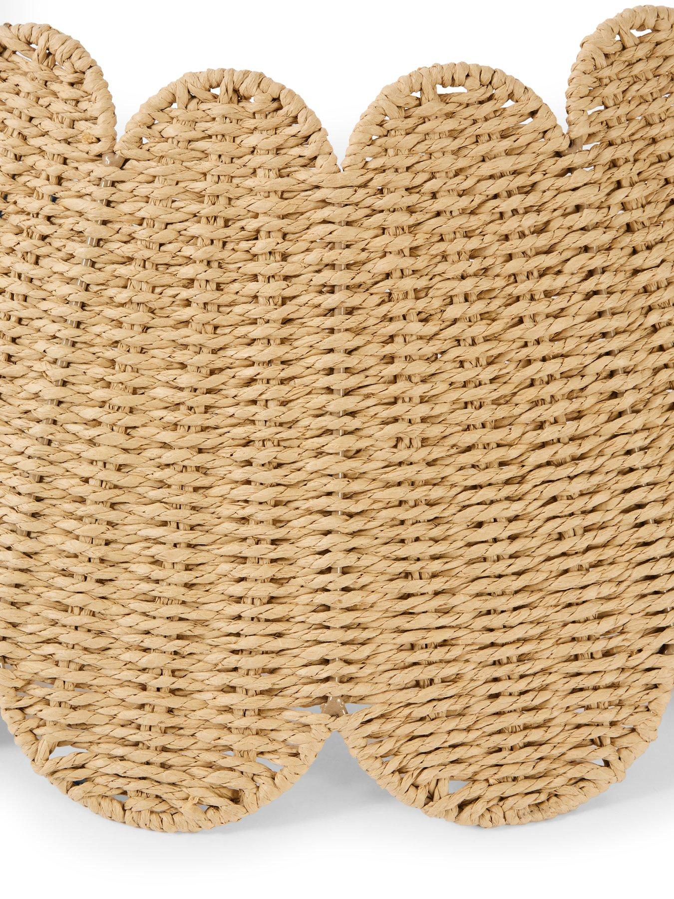 Image 4 of 4 of The Very Collection Scallop Christmas&nbsp;Tree Skirt