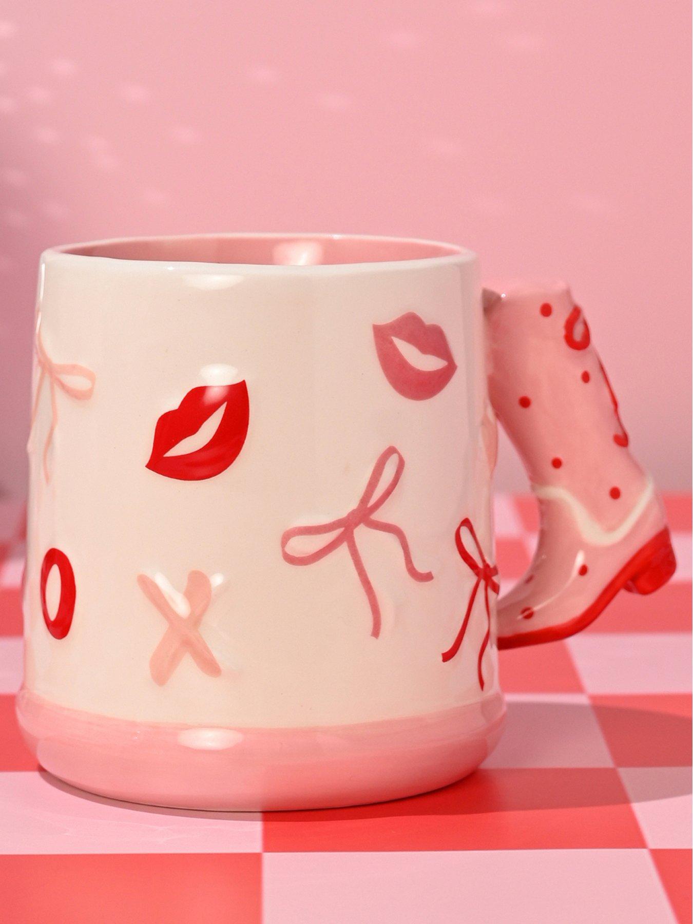 the-feel-good-club-cowboy-boot-bow-mugfront