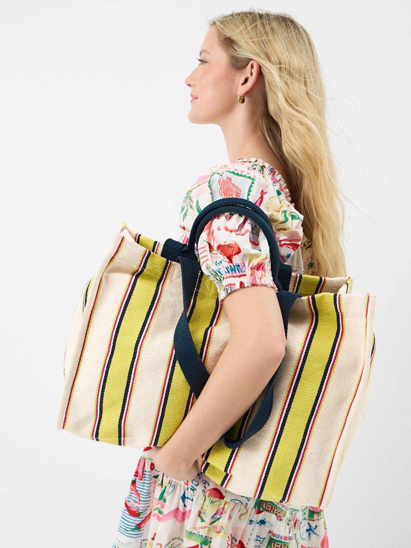 accessorize-stripe-beach-tote-bagstillFront