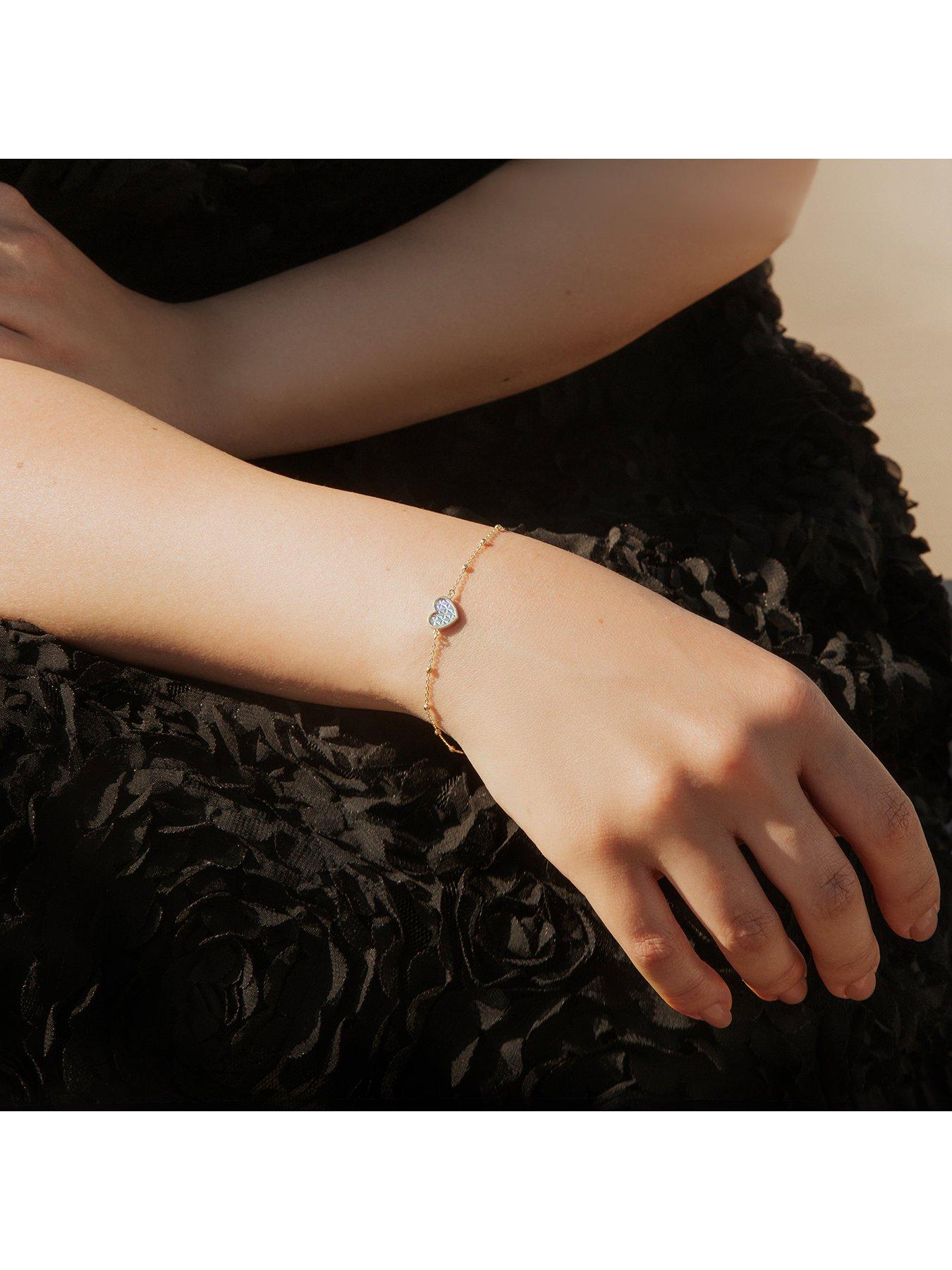 Image 4 of 5 of The Love Collection 9ct Yellow Gold Shimmer Heart Adjustable Trace and Ball Bracelet 18cm/7'-19cm/7.5'