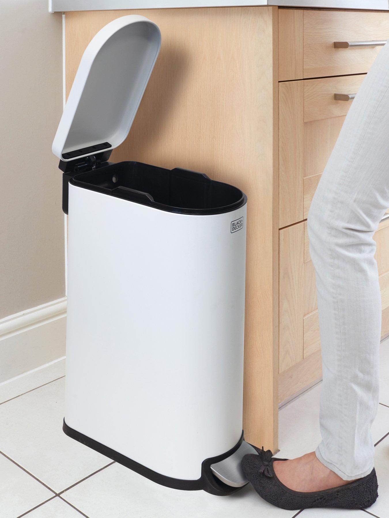black-decker-bd-30l-curved-slim-line-pedal-bin-whiteback
