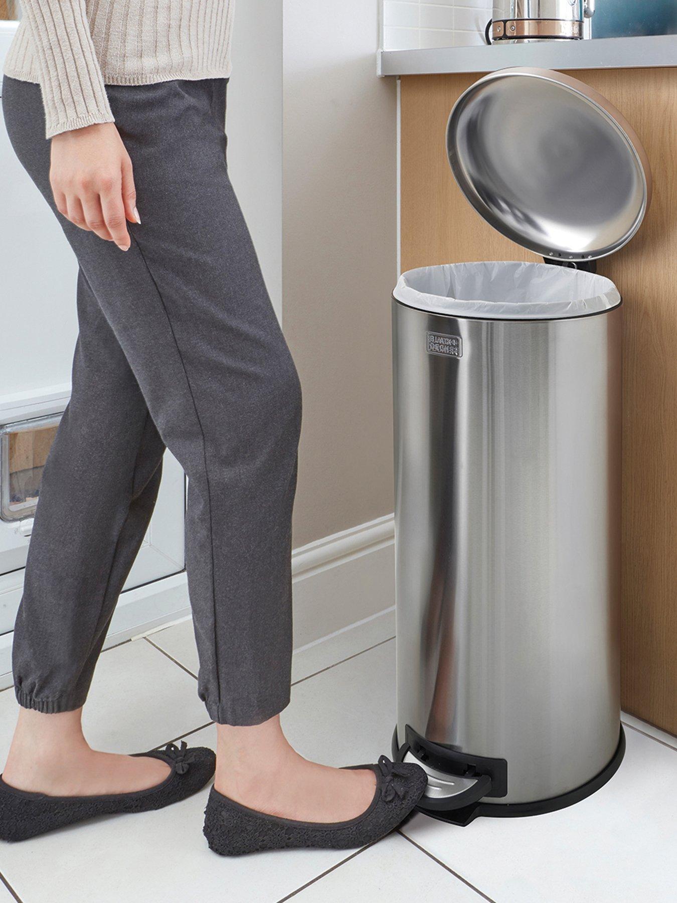 black-decker-bd-30l-dome-lid-pedal-bin-stainless-steeloutfit