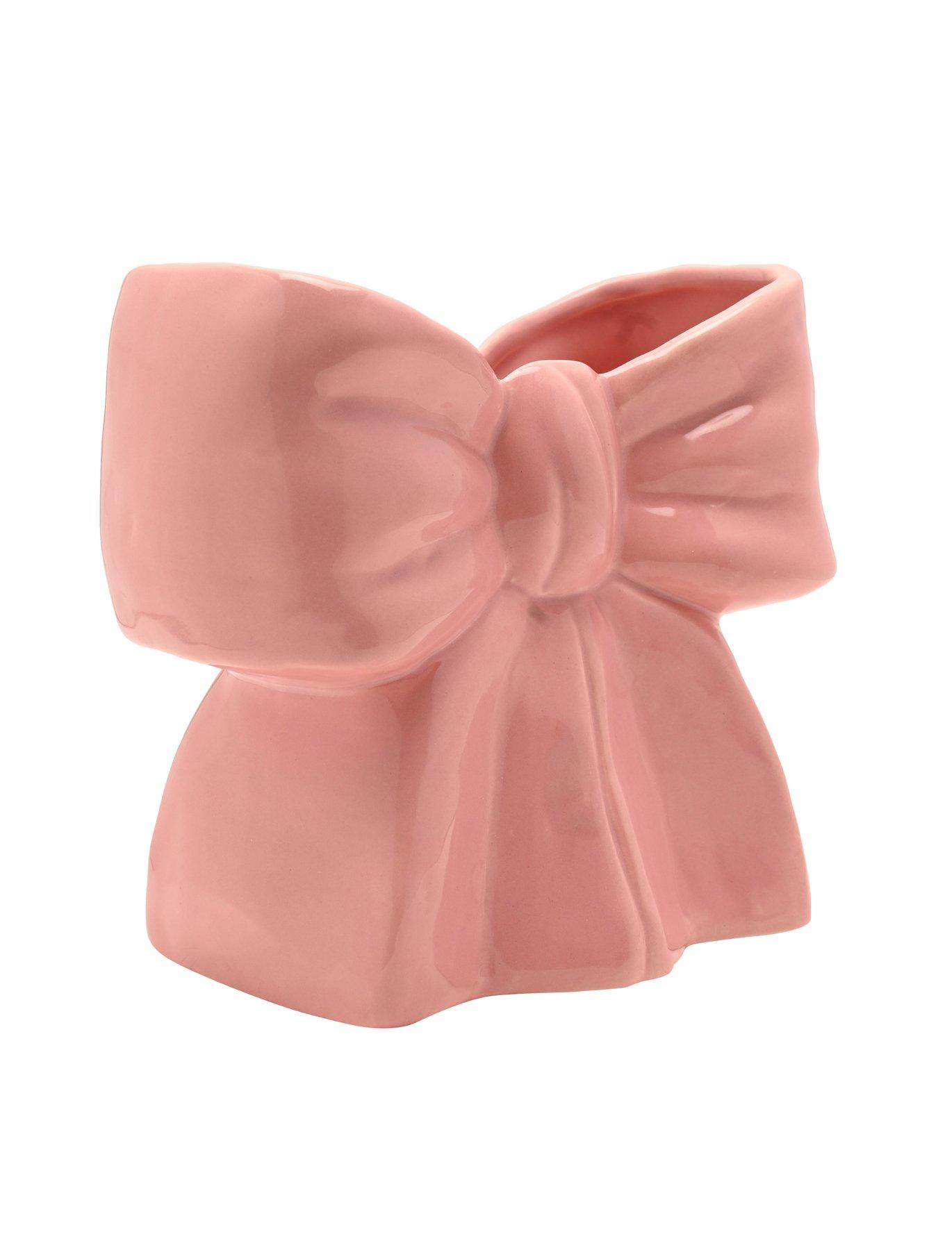 hestia-hestia-bow-shaped-vasedetail