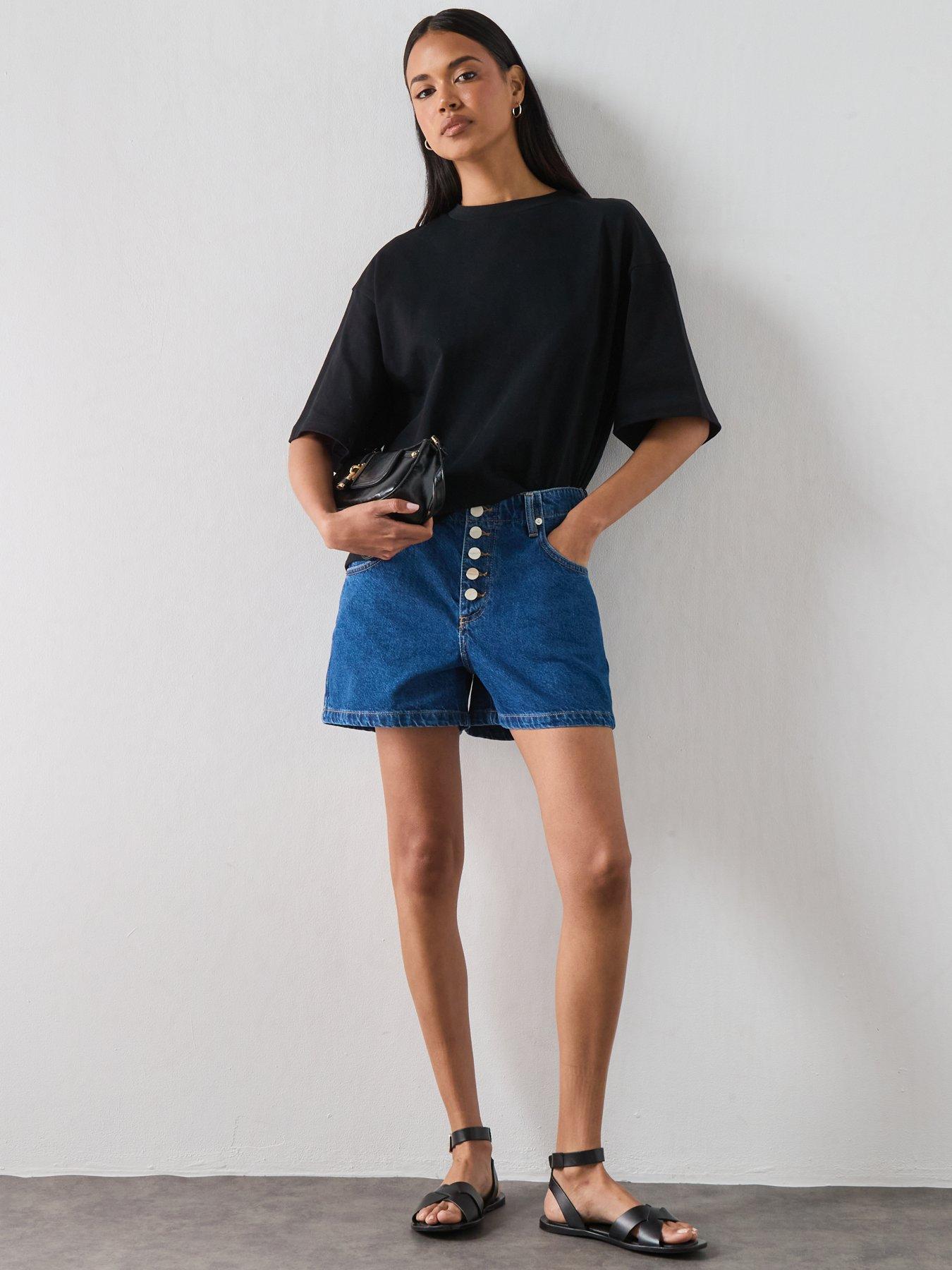 Image 3 of 6 of AllSaints Esme Amelie Tee - Black