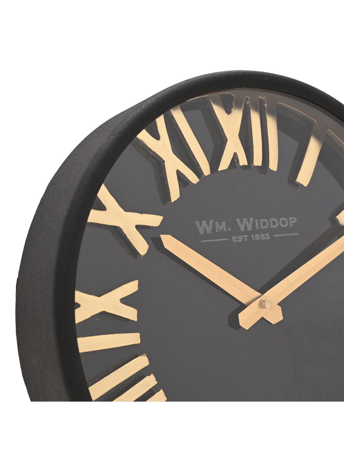 hestia-black-gold-table-clock-25cmoutfit