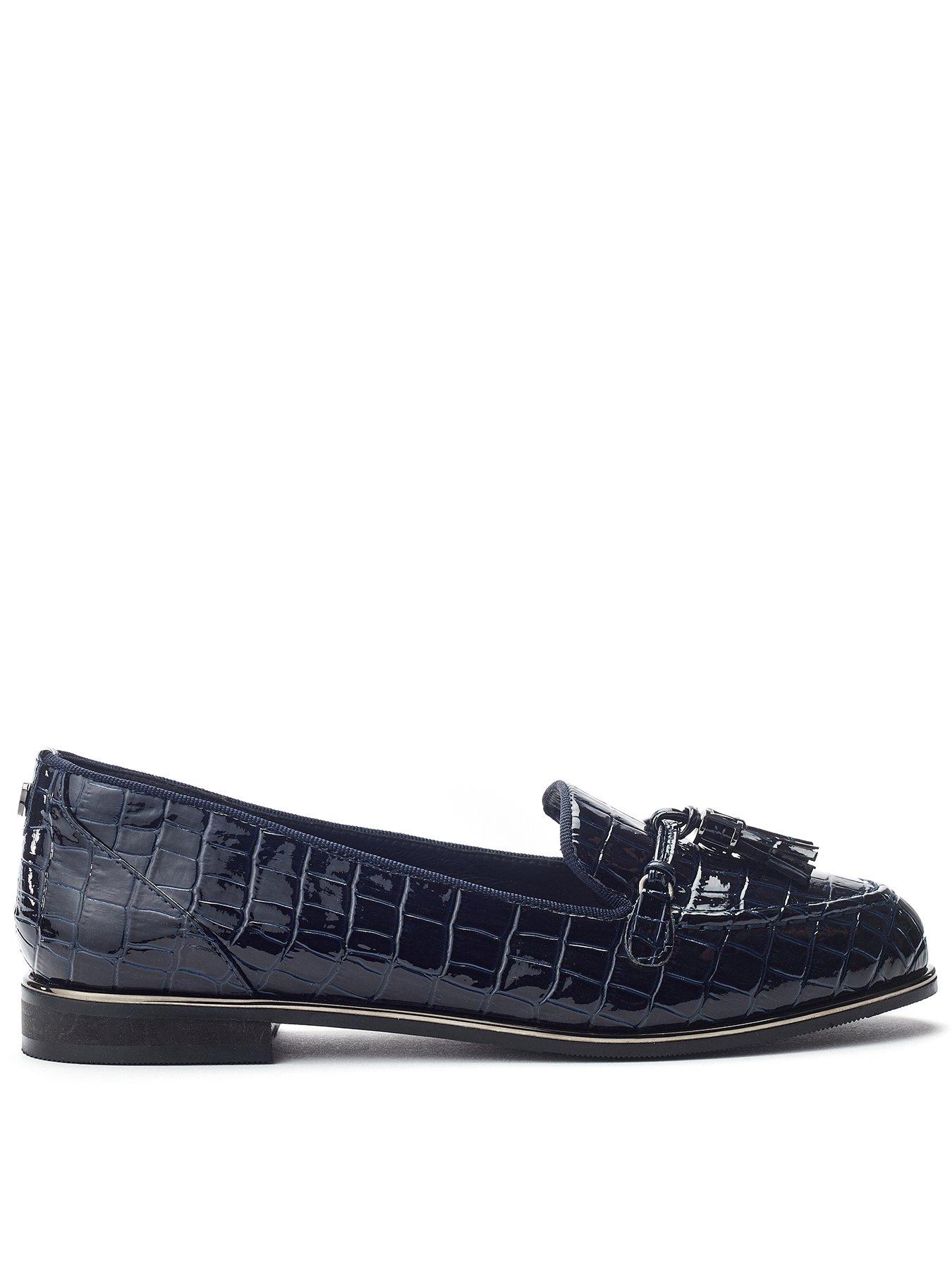 moda-in-pelle-erinn-navy-patent-mocc-croc-flat-tassel-loafer