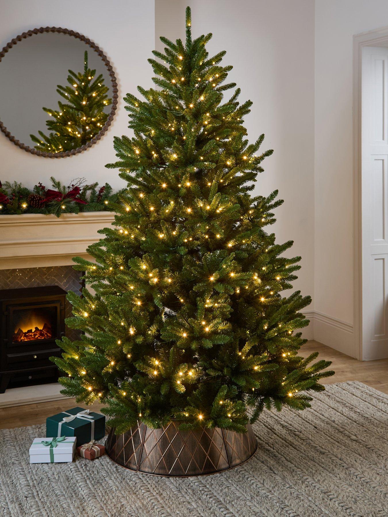 The Very Collection 6Ft Alpine Christmas Tree with Memory Wire and Easy Connect Lights
