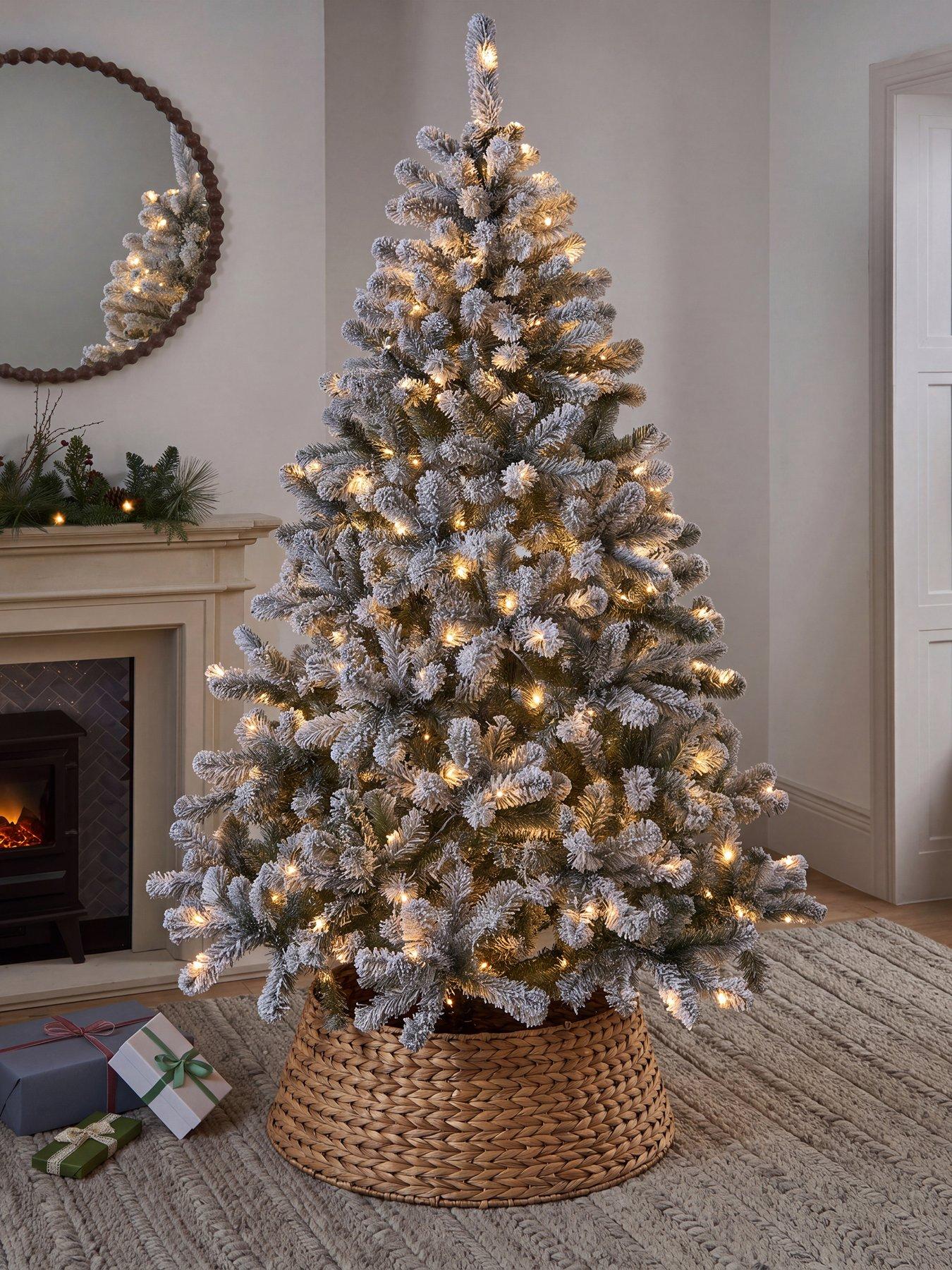 The Very Collection 7ft Pre Lit Flocked Emperor Tree