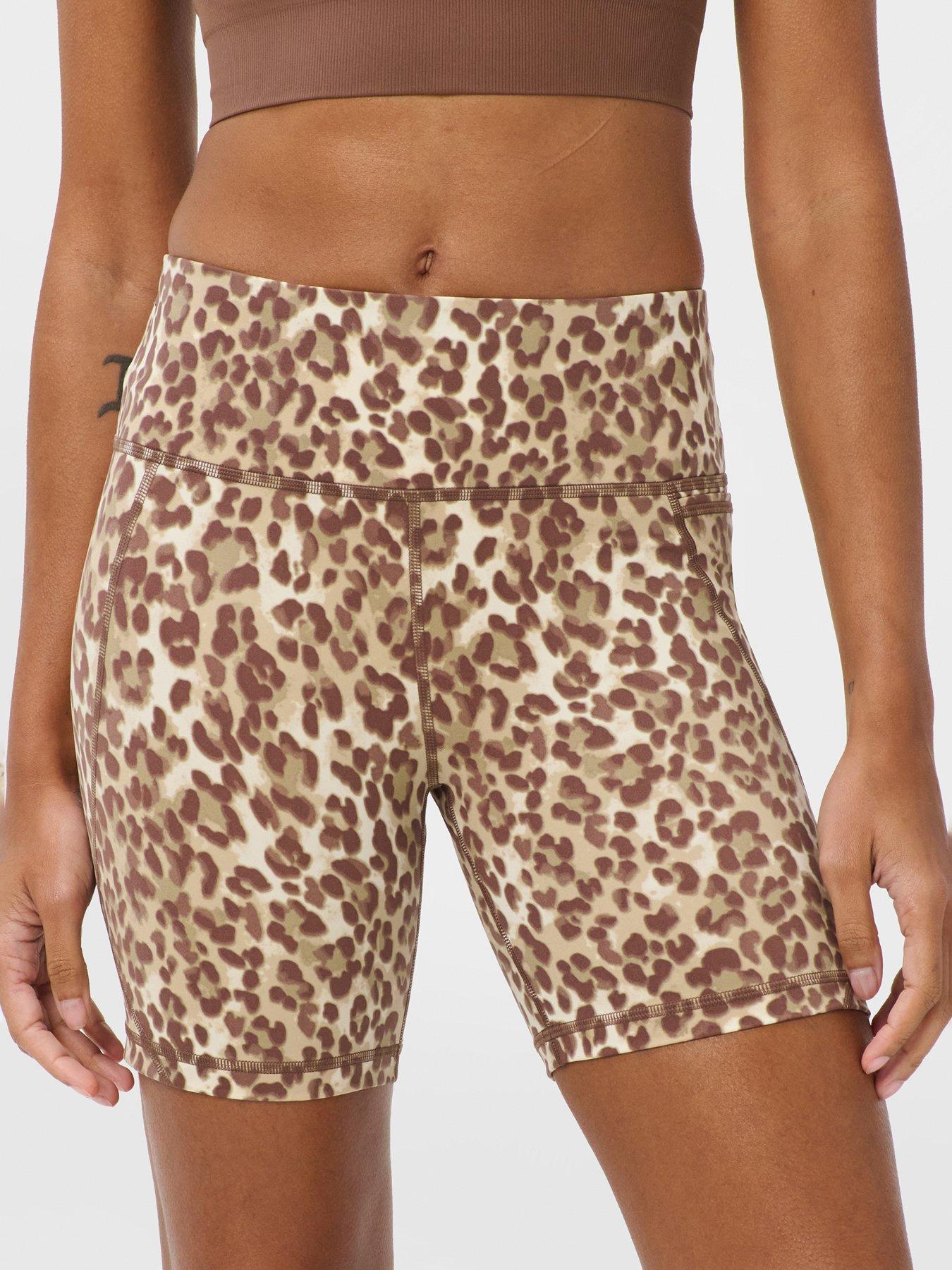Sweaty Betty Power 6" Cycling Shorts - Beige Ink Leopard Print
