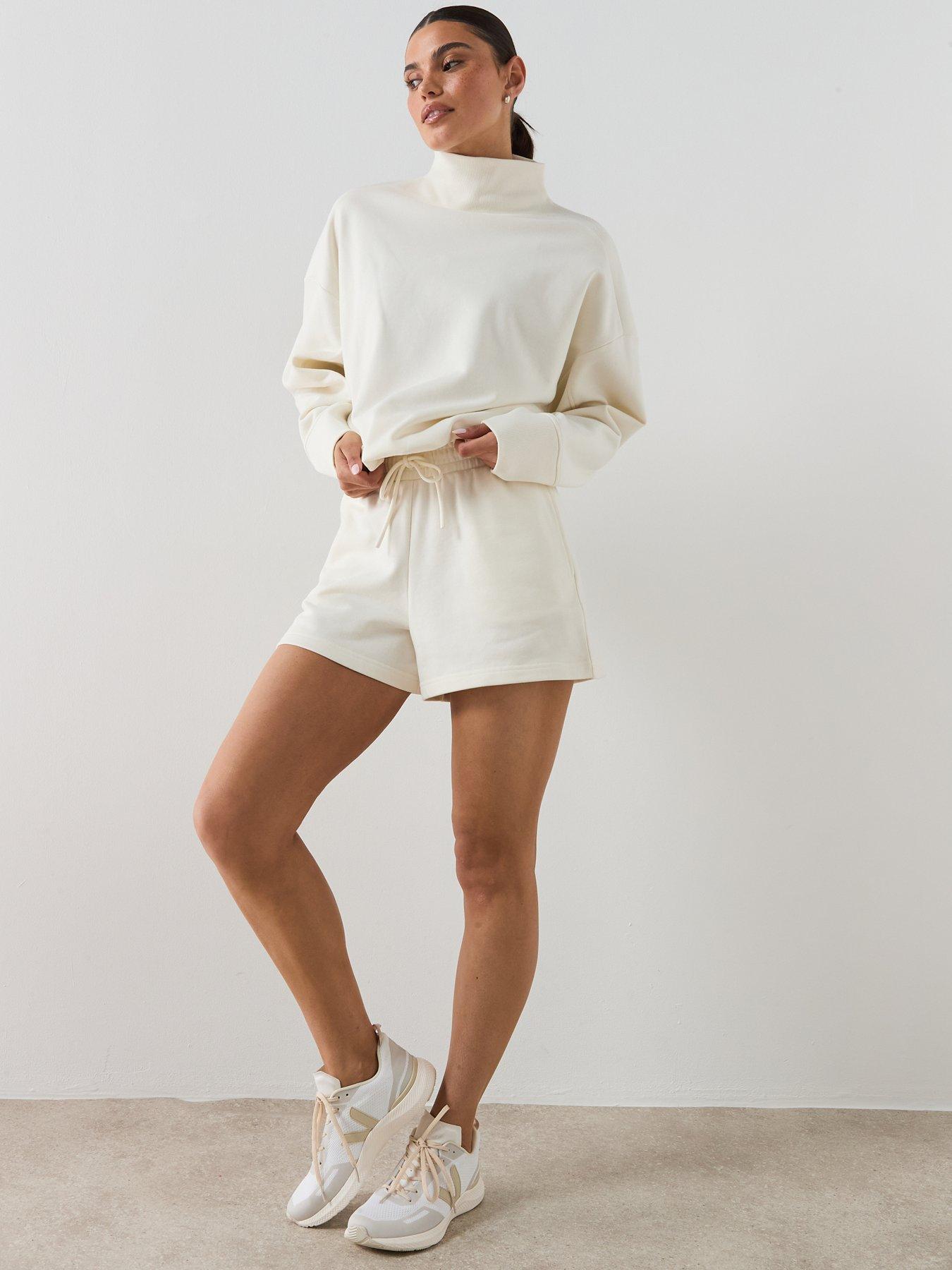 sweaty-betty-womens-training-revive-boxy-short-whitedetail