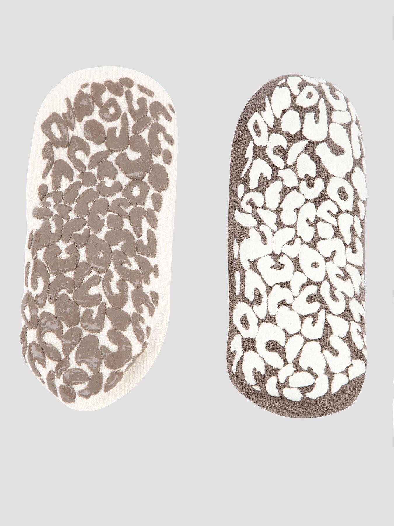 Image 5 of 6 of Sweaty Betty Womens Training Animal Print Mini Pilates Crew Gripper 2 Pack - Khaki