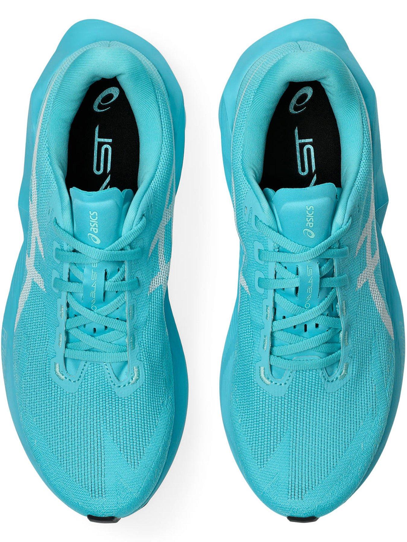 Image 4 of 7 of Asics Novablast 6 Running Trainers - Blue