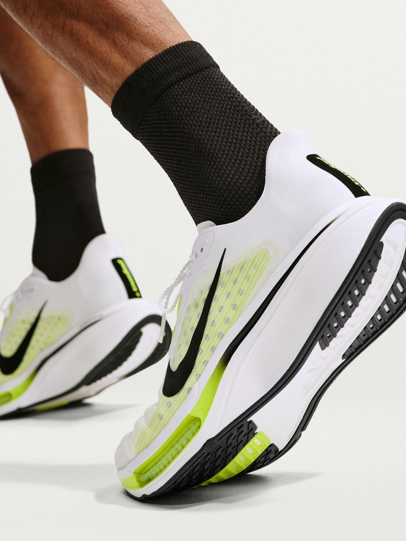 Image 7 of 7 of Nike Mens Running Pegasus Plus 2 Trainers - White
