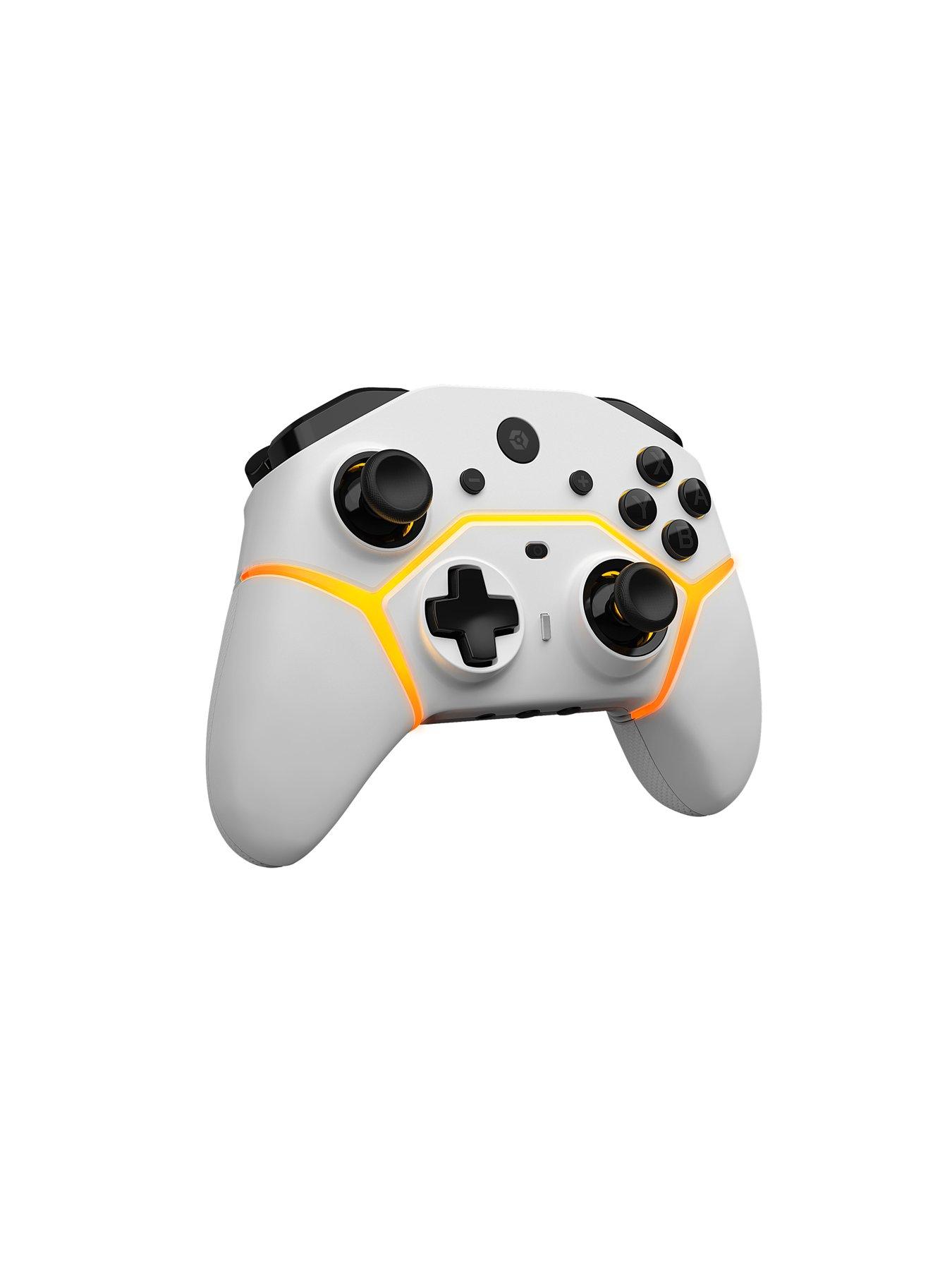 gioteck-sc3-bt-wireless-pro-controller-white-nsw-624stillFront