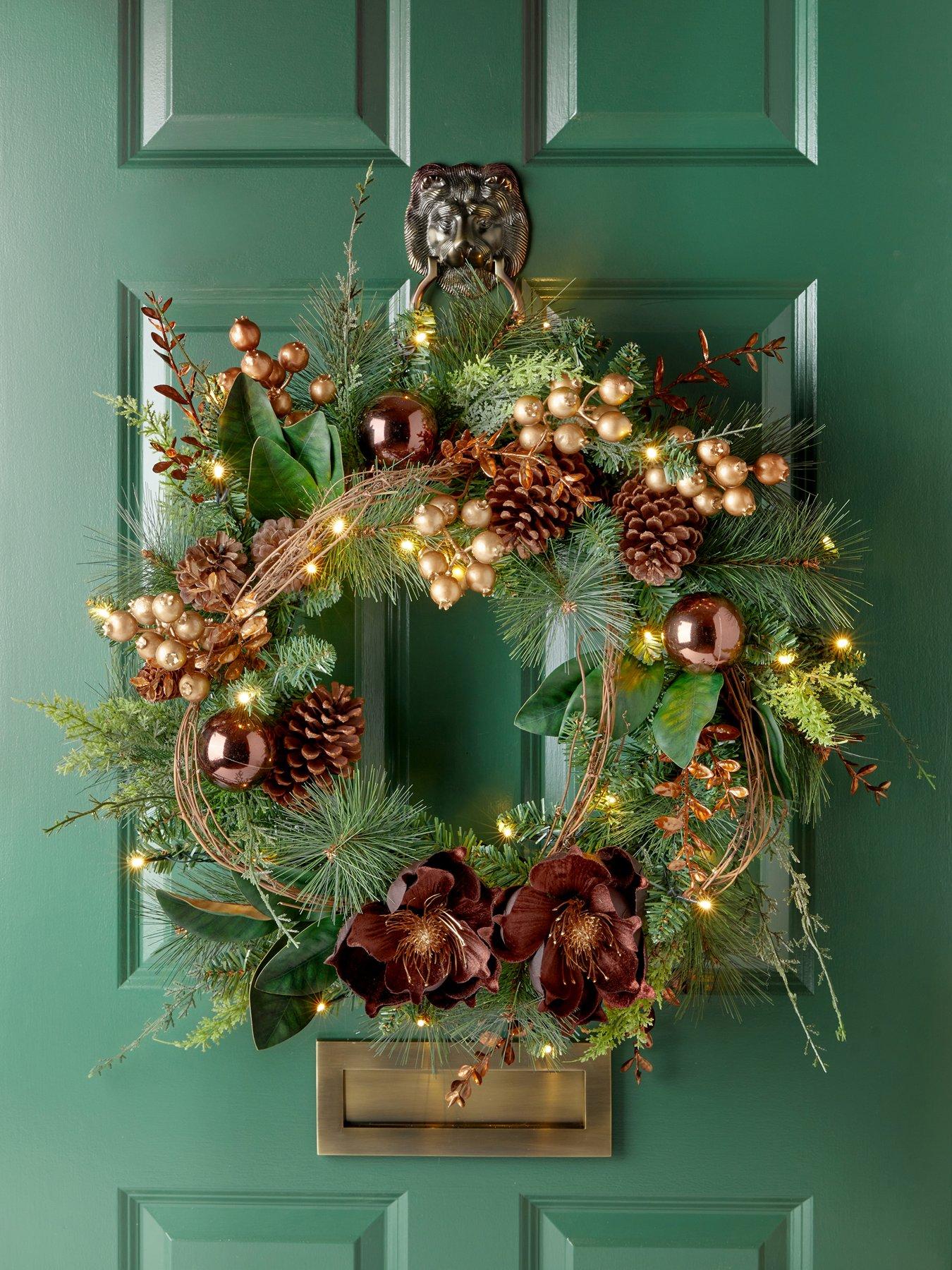 The Very Collection 60cm Prelit Brown Magnolia Wreath