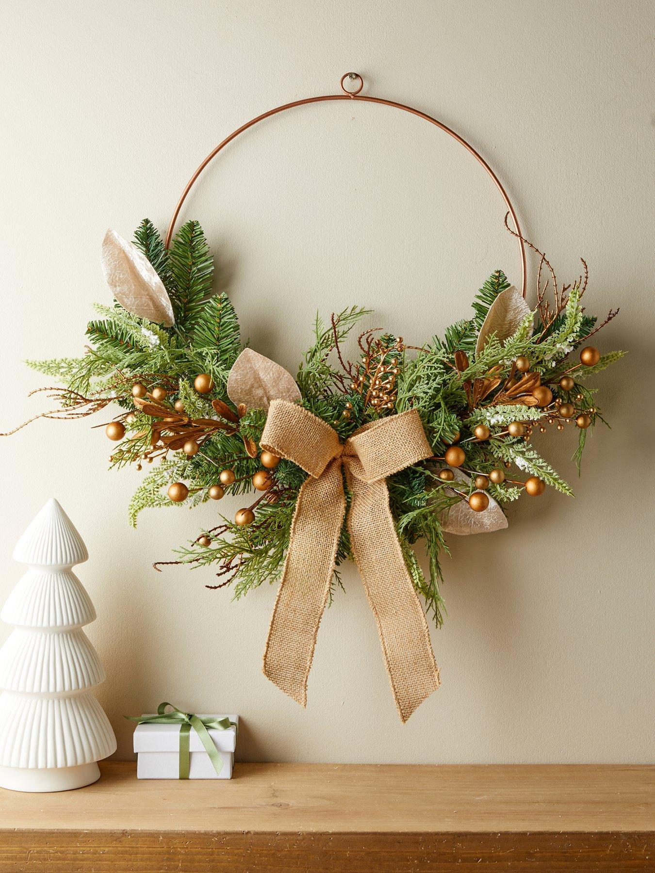 The Very Collection Half Wreath With Hessian Bow