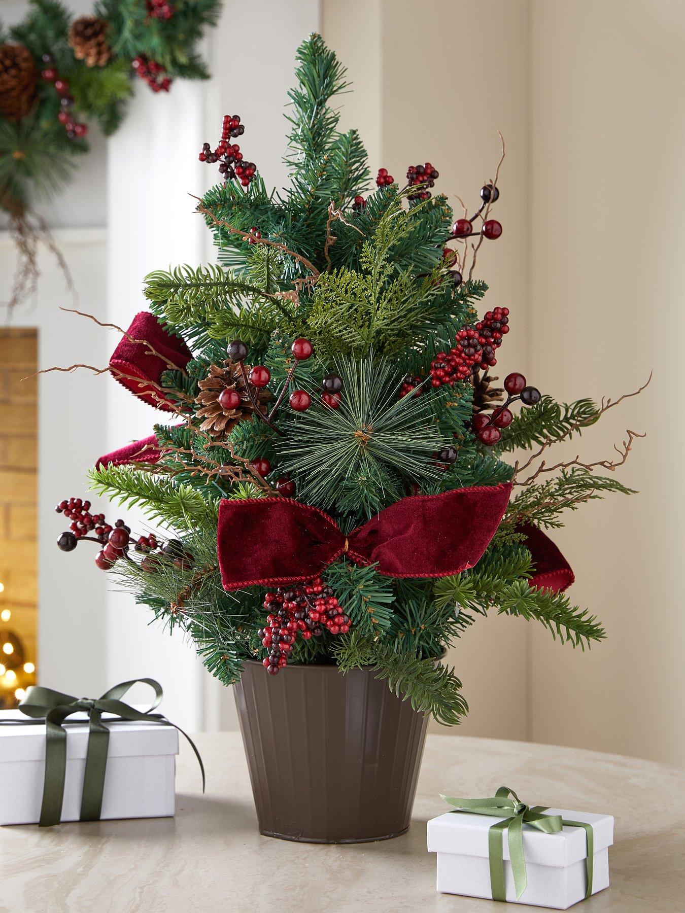 The Very Collection 60cm Pinecones And Red Berries Potted Table Top Tree