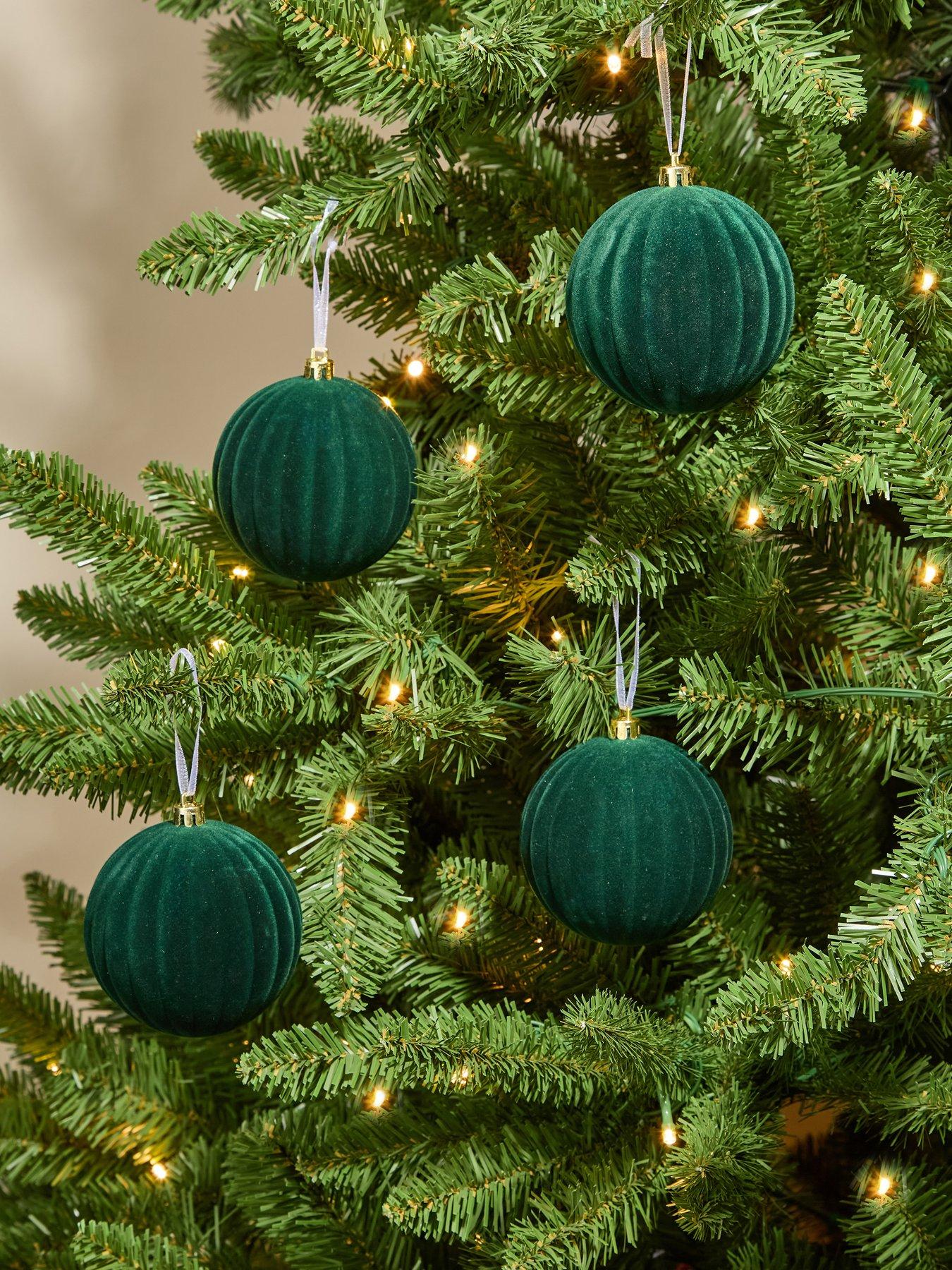 The Very Collection Set of 4 Velvet Ribbed Christmas Tree Baubles - Green