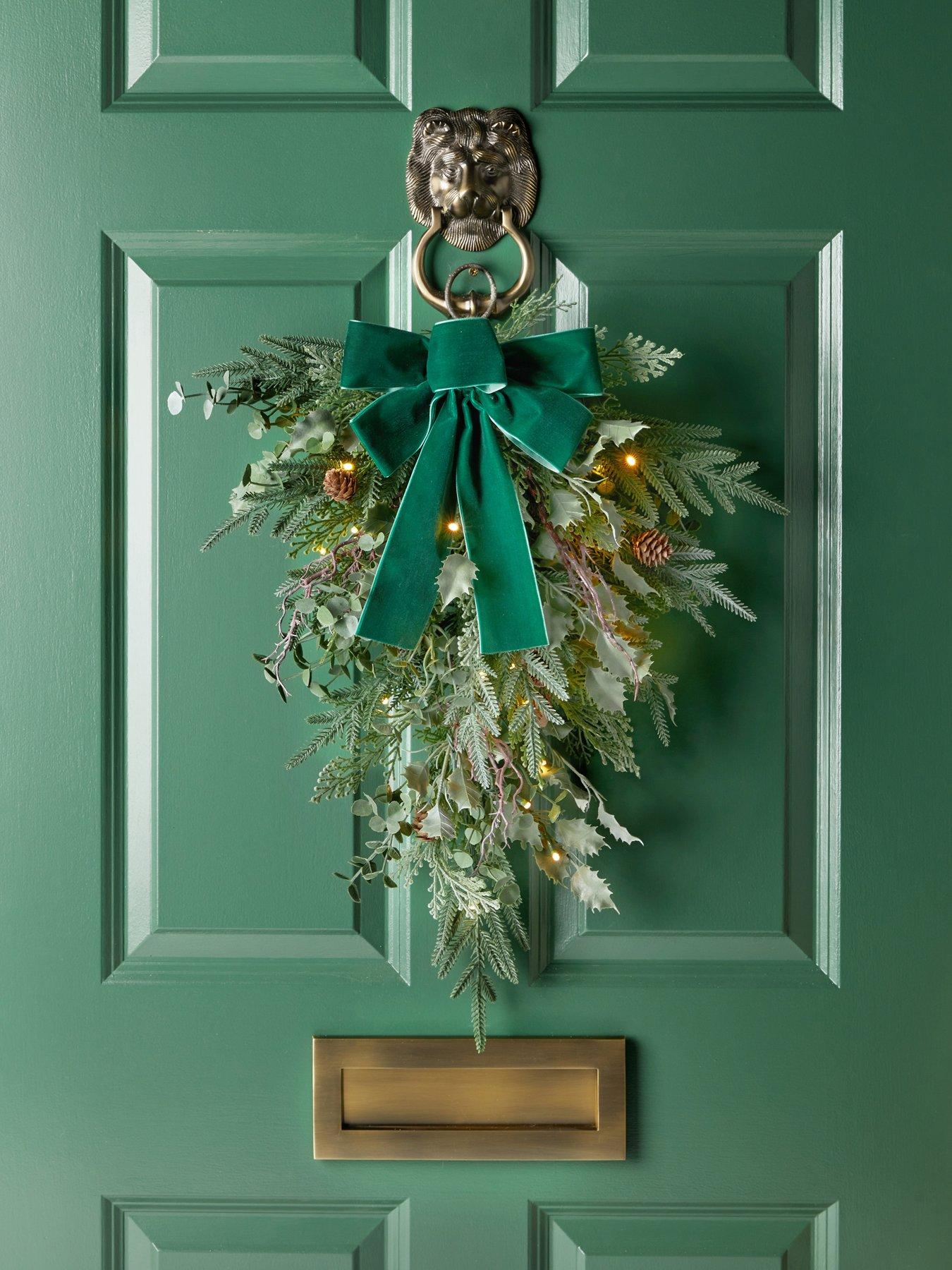 The Very Collection 60 cm Light Up Teardrop Christmas Wreath with Velvet Bow