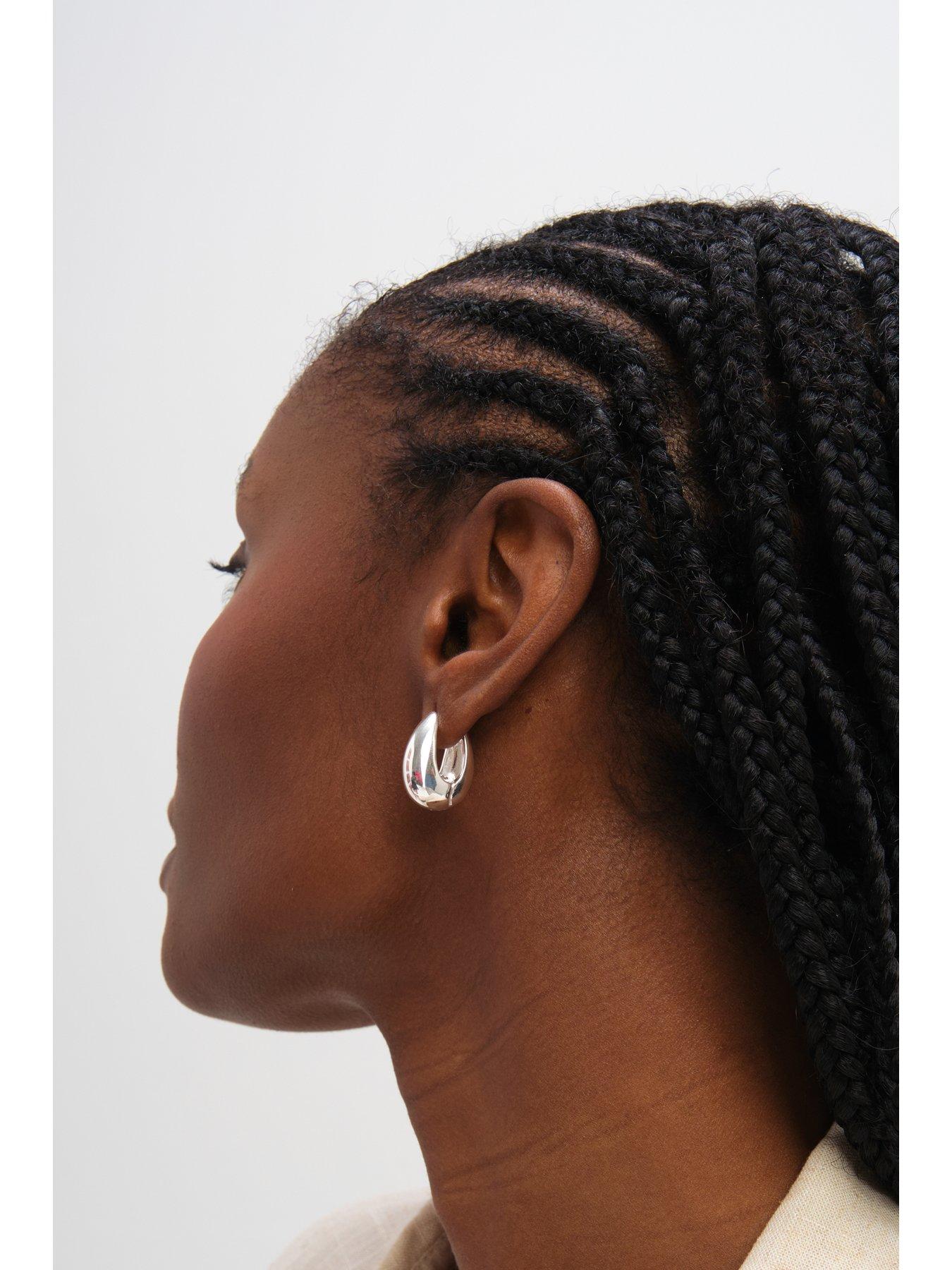 inicio-inicio-sterling-silver-plated-polished-dome-hoops-gift-pouchoutfit
