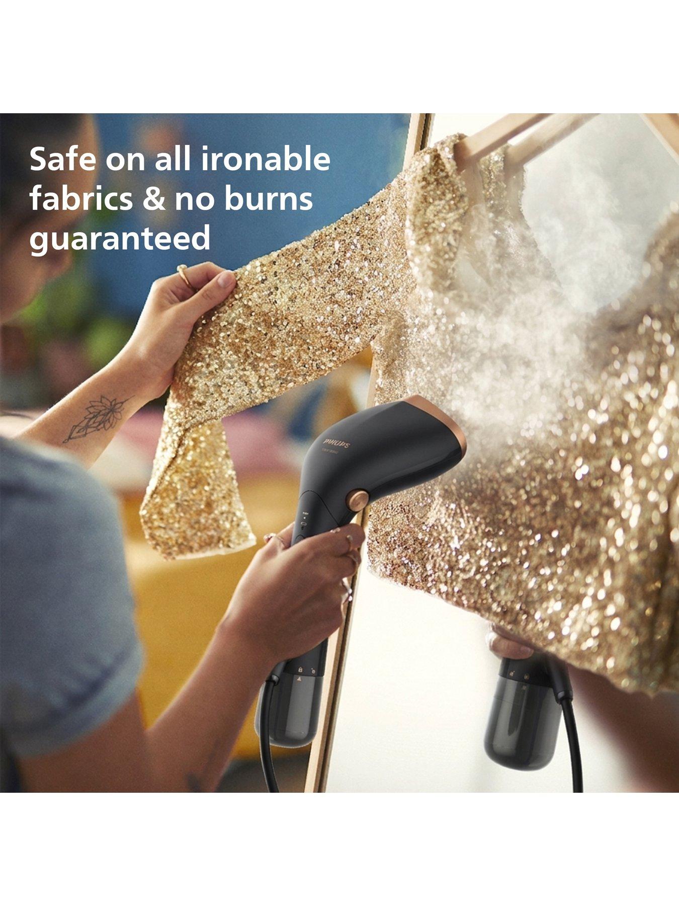 Image 5 of 7 of Philips Philips 7000 Series Handheld Steamer