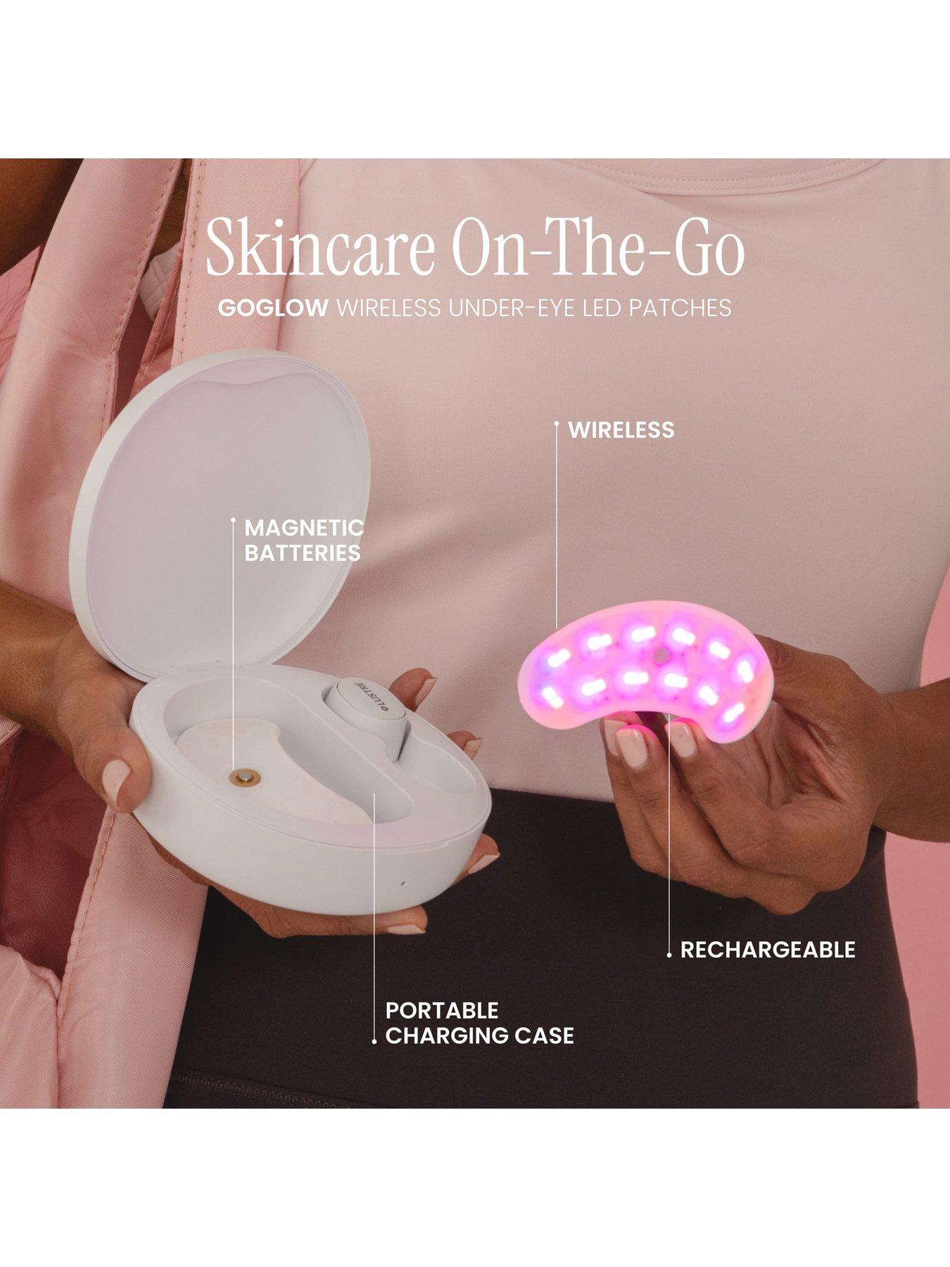 Image 7 of 8 of Lustre LUSTRE Go Glow LED Under Eye Patches