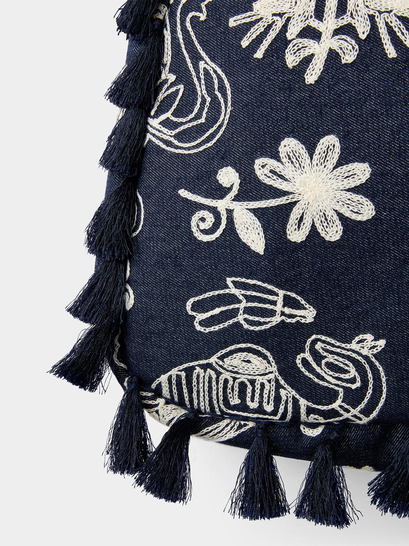 Image 2 of 4 of Joe Browns Embroidered Safari Tassel Bag