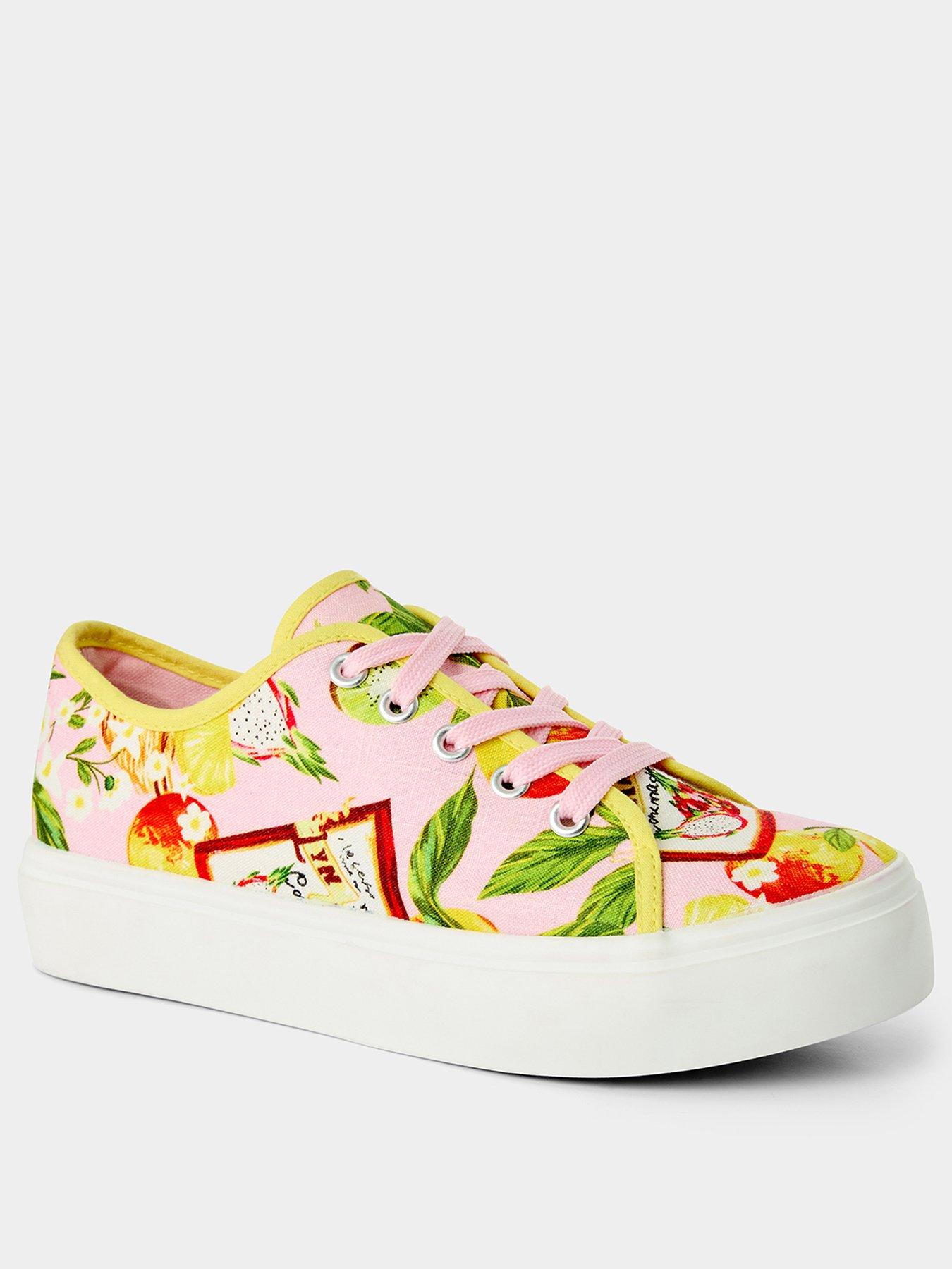 Image 2 of 4 of Joe Browns A Day In Capri Platform Pumps
