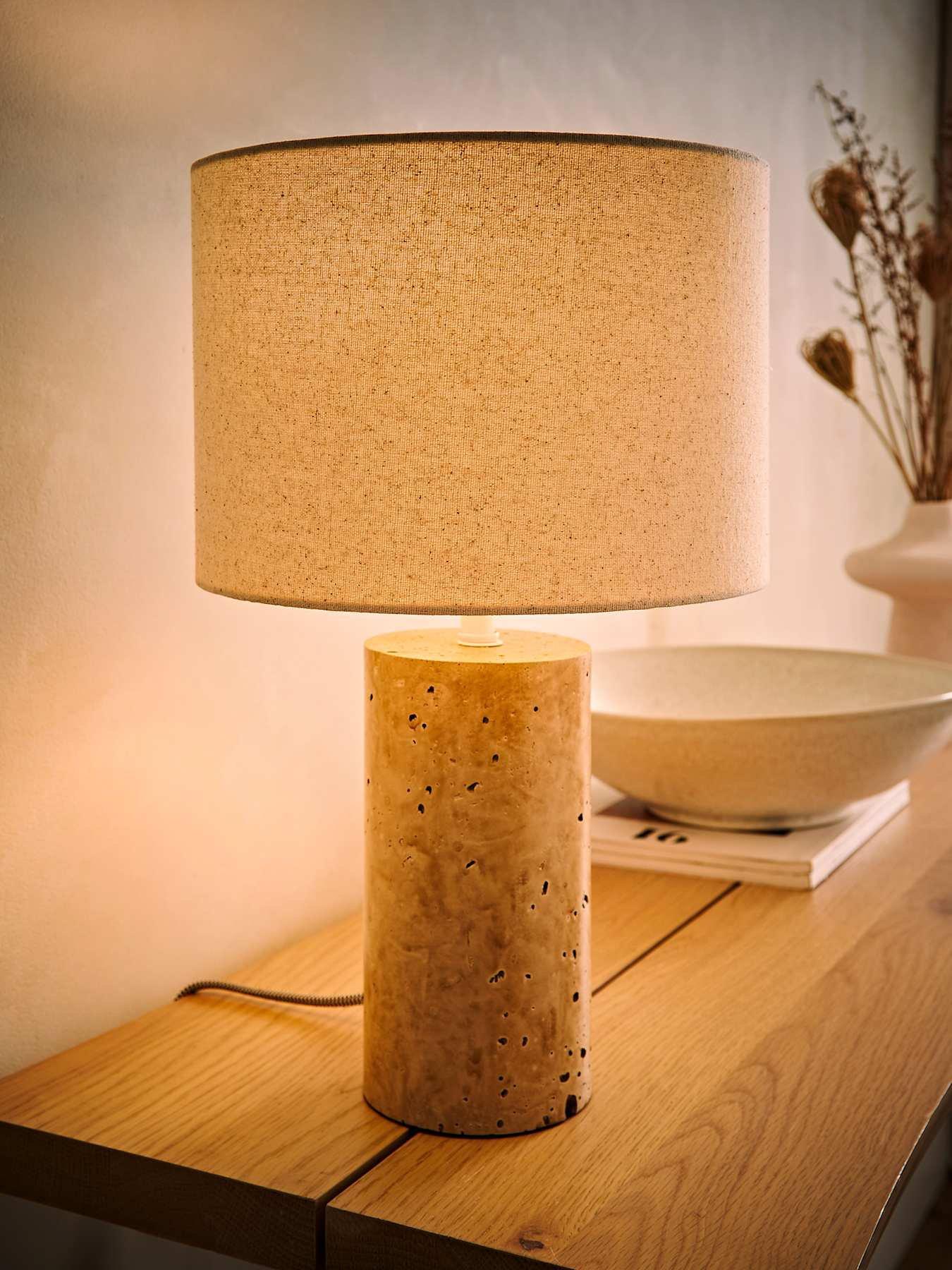 valuelights-chloe-natural-marble-effect-bedside-table-lamp-with-neutral-linen-shadedetail