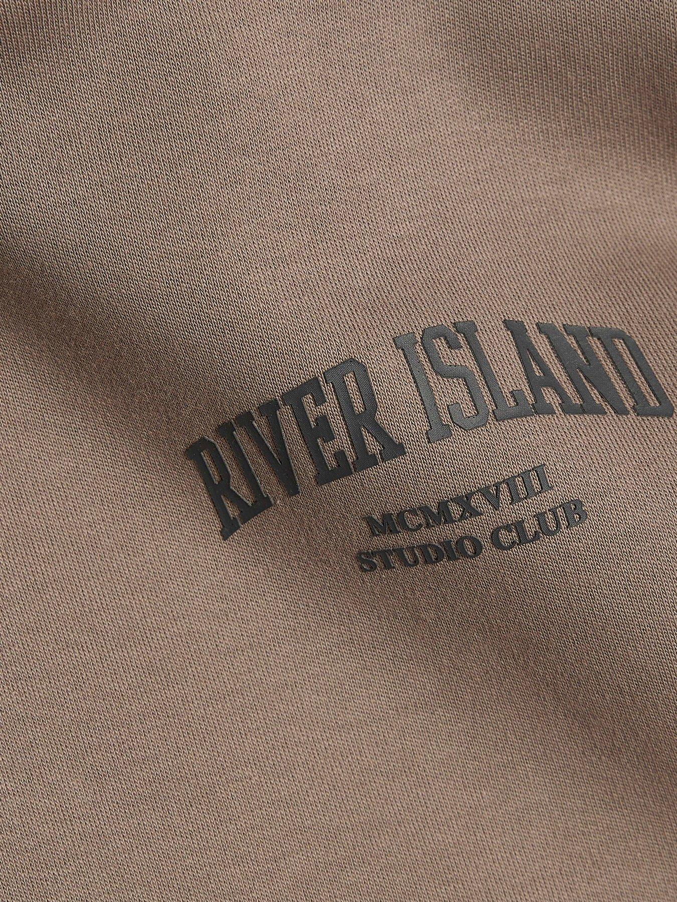 Image 5 of 5 of River Island Mini Mini Boys Brown Ri T-shirt And Joggers Set - Brown