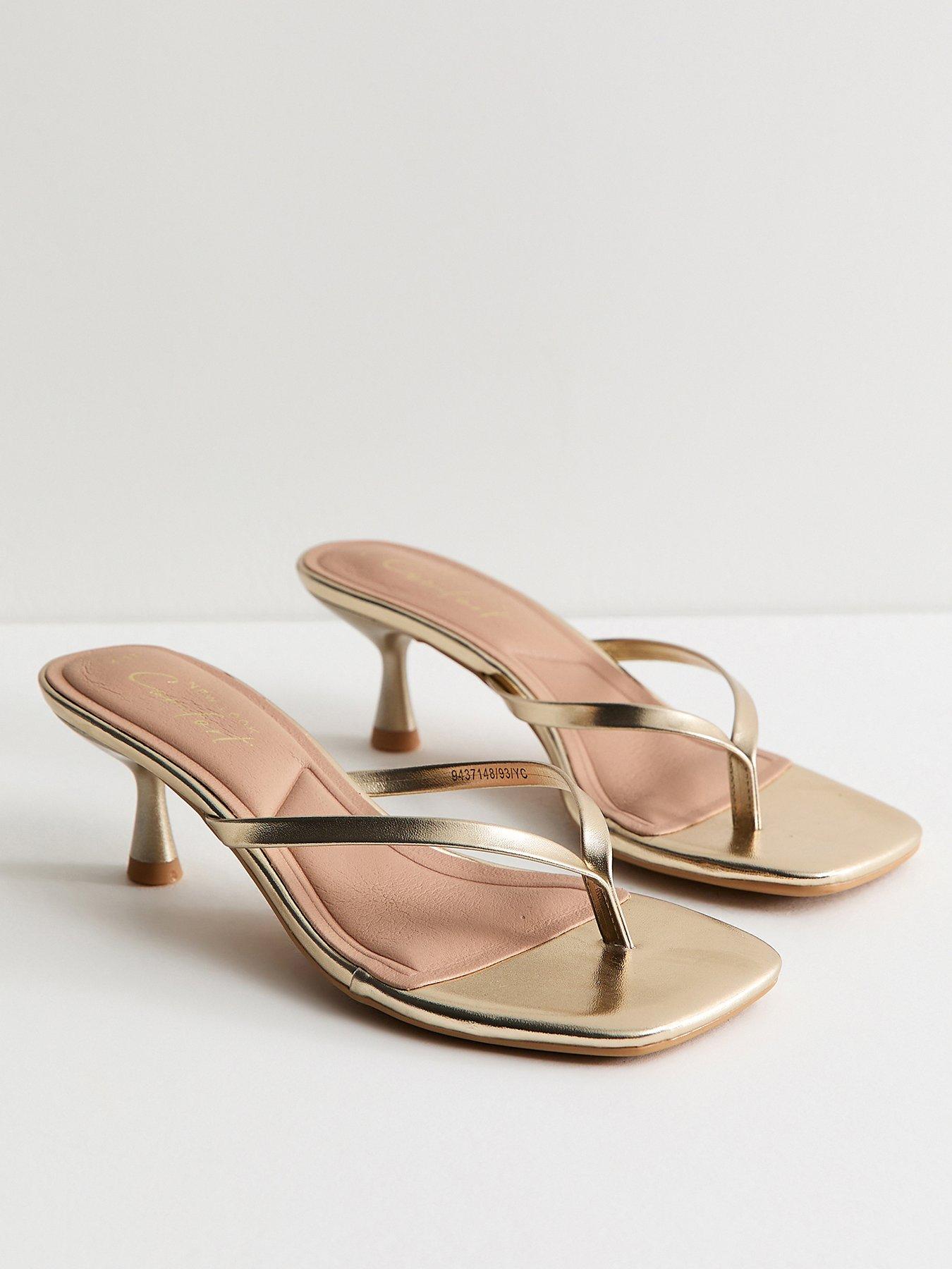 new-look-faux-leather-toe-post-mule-sandals-goldback