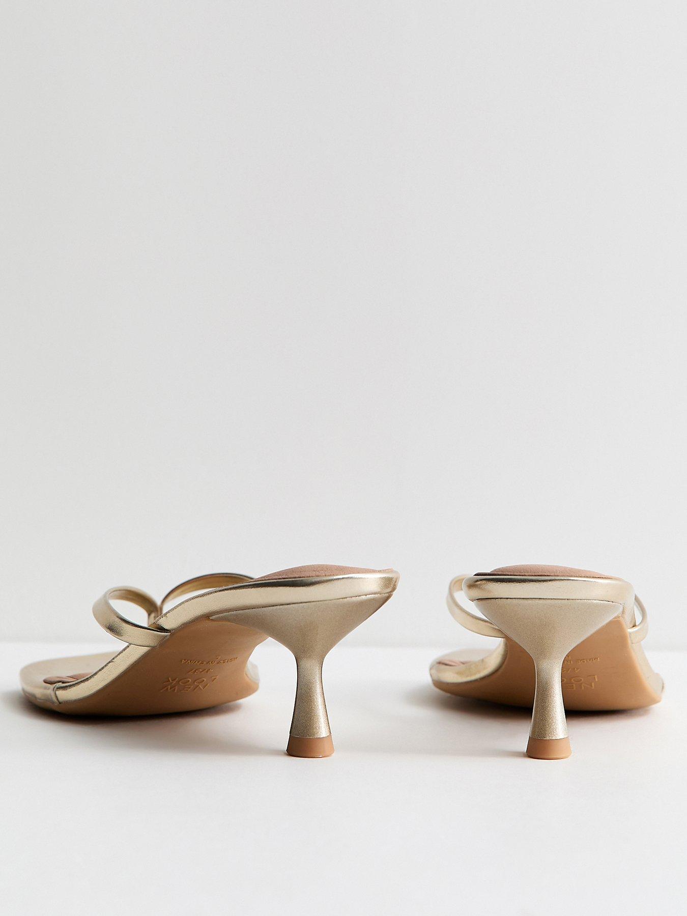 new-look-faux-leather-toe-post-mule-sandals-goldoutfit