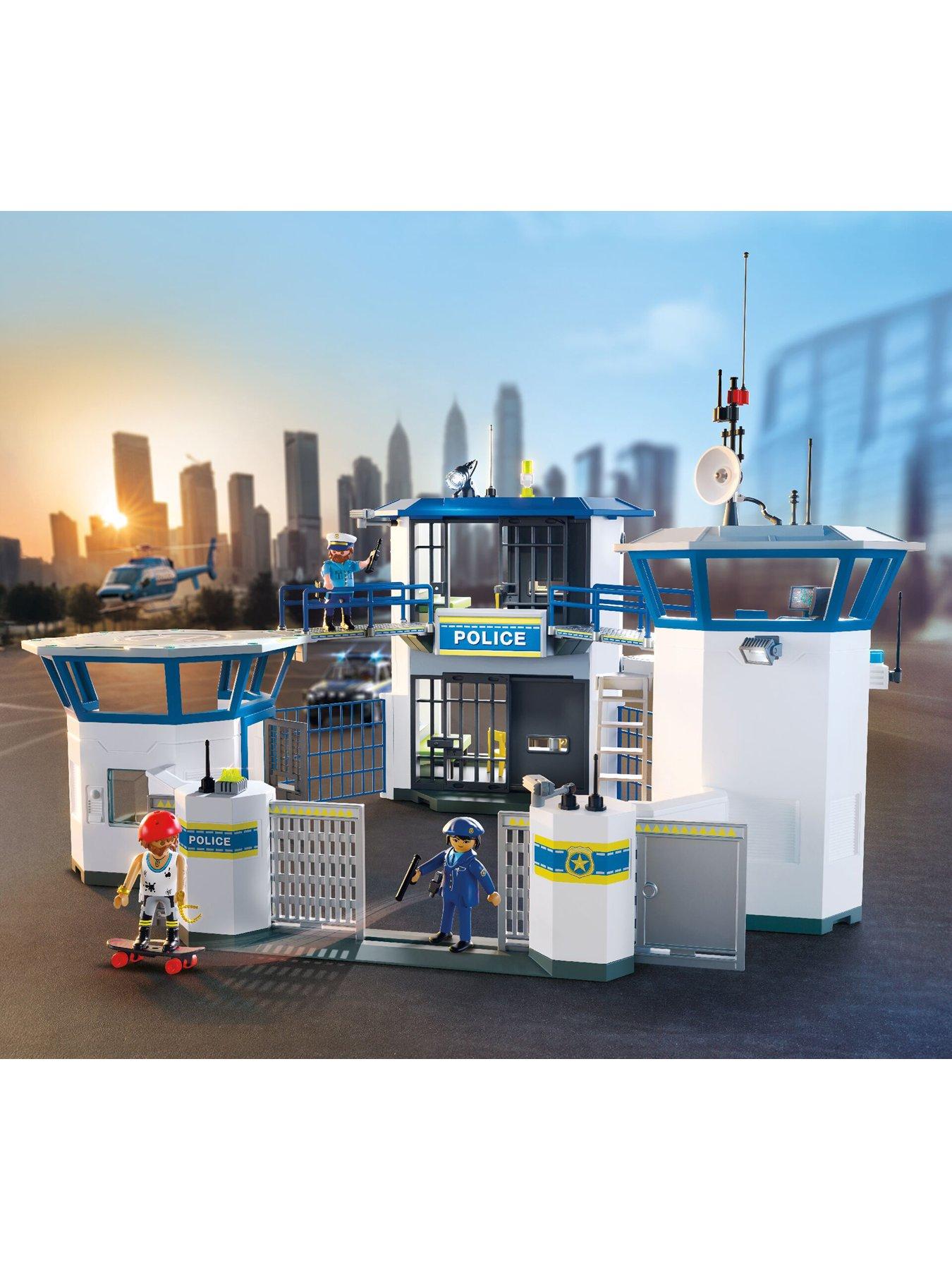 playmobil-police-command-center-71873stillFront