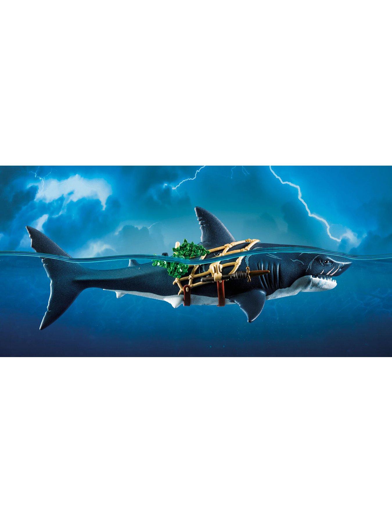playmobil-giant-shark-with-pirate-71793detail