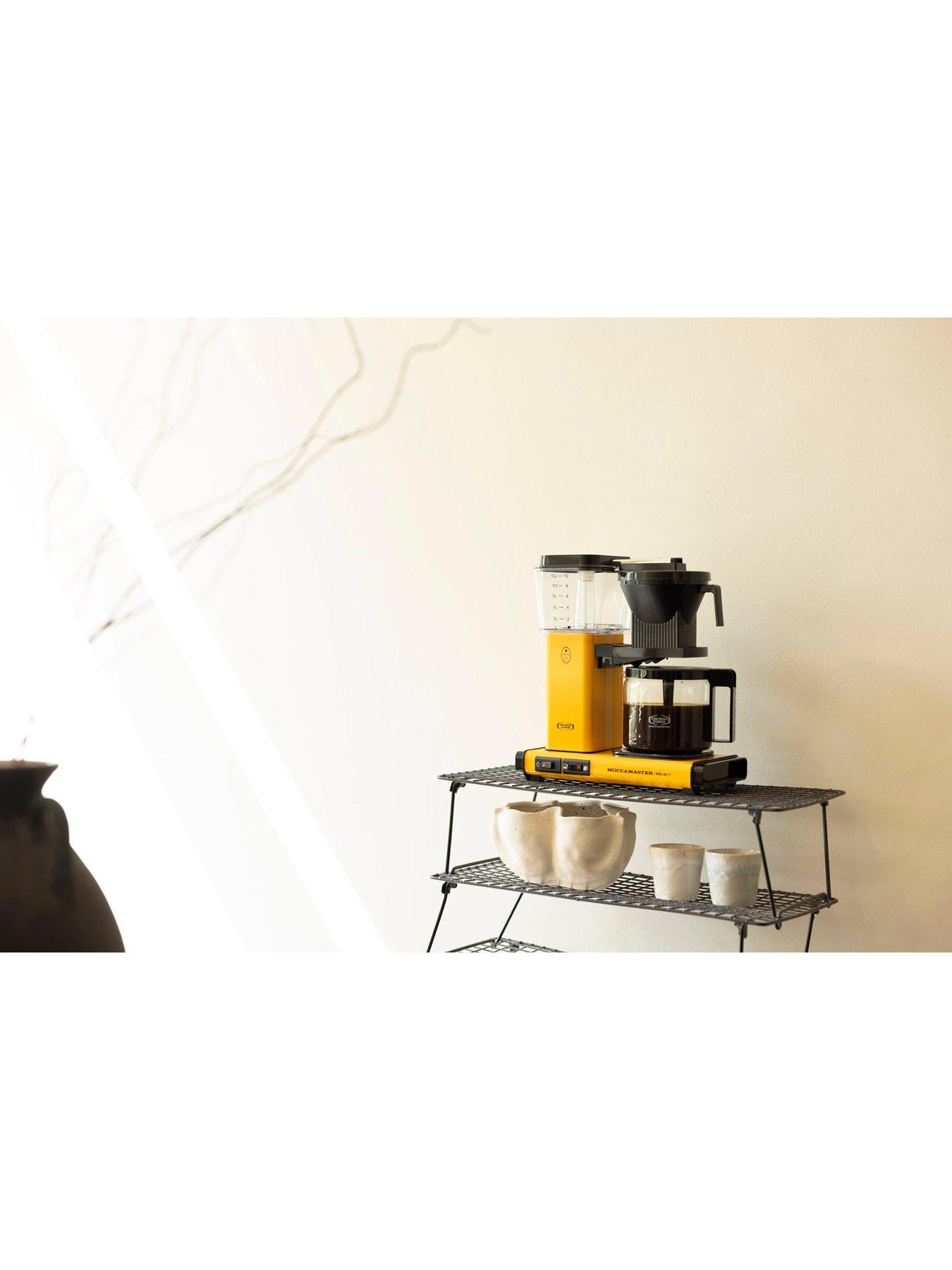 Image 2 of 7 of Moccamaster Moccamaste KBG Select - Yellow Pepper