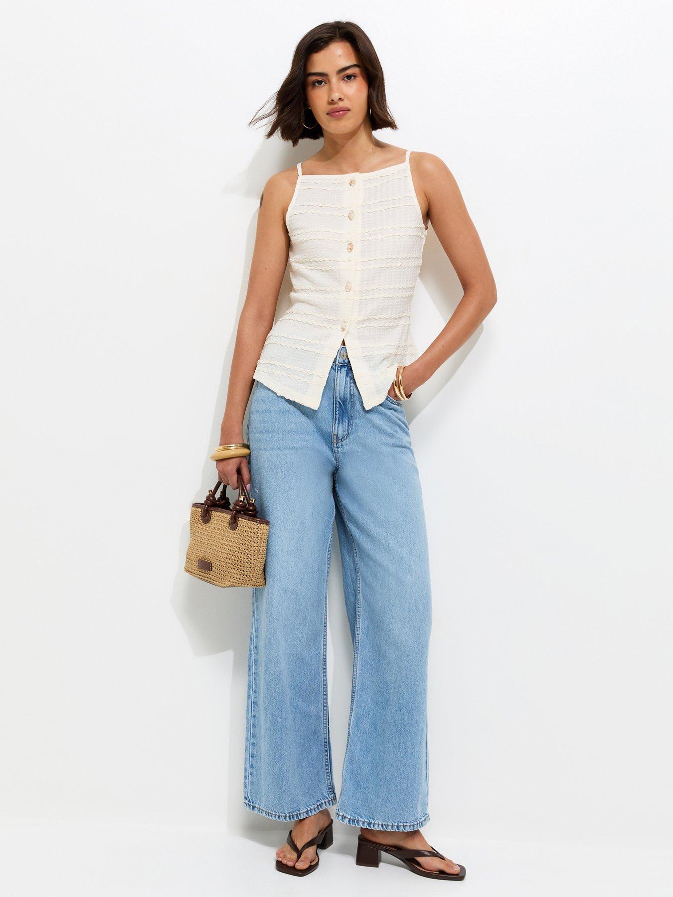 Image 3 of 5 of New Look Textured Button Front Waistcoat - Off White
